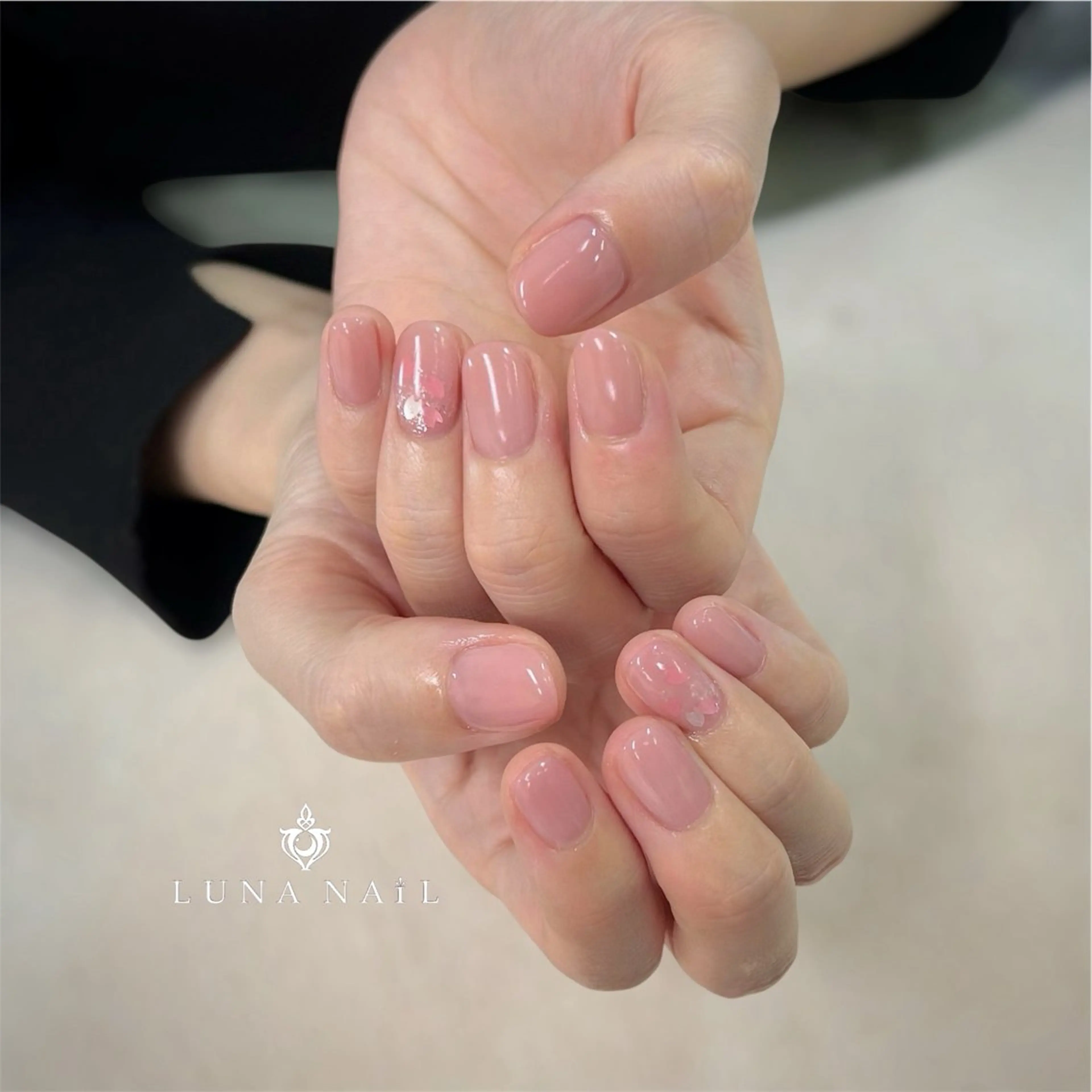 ネイル アトリエ　ミモザ所属・いまむら あかりのネイルデザイン