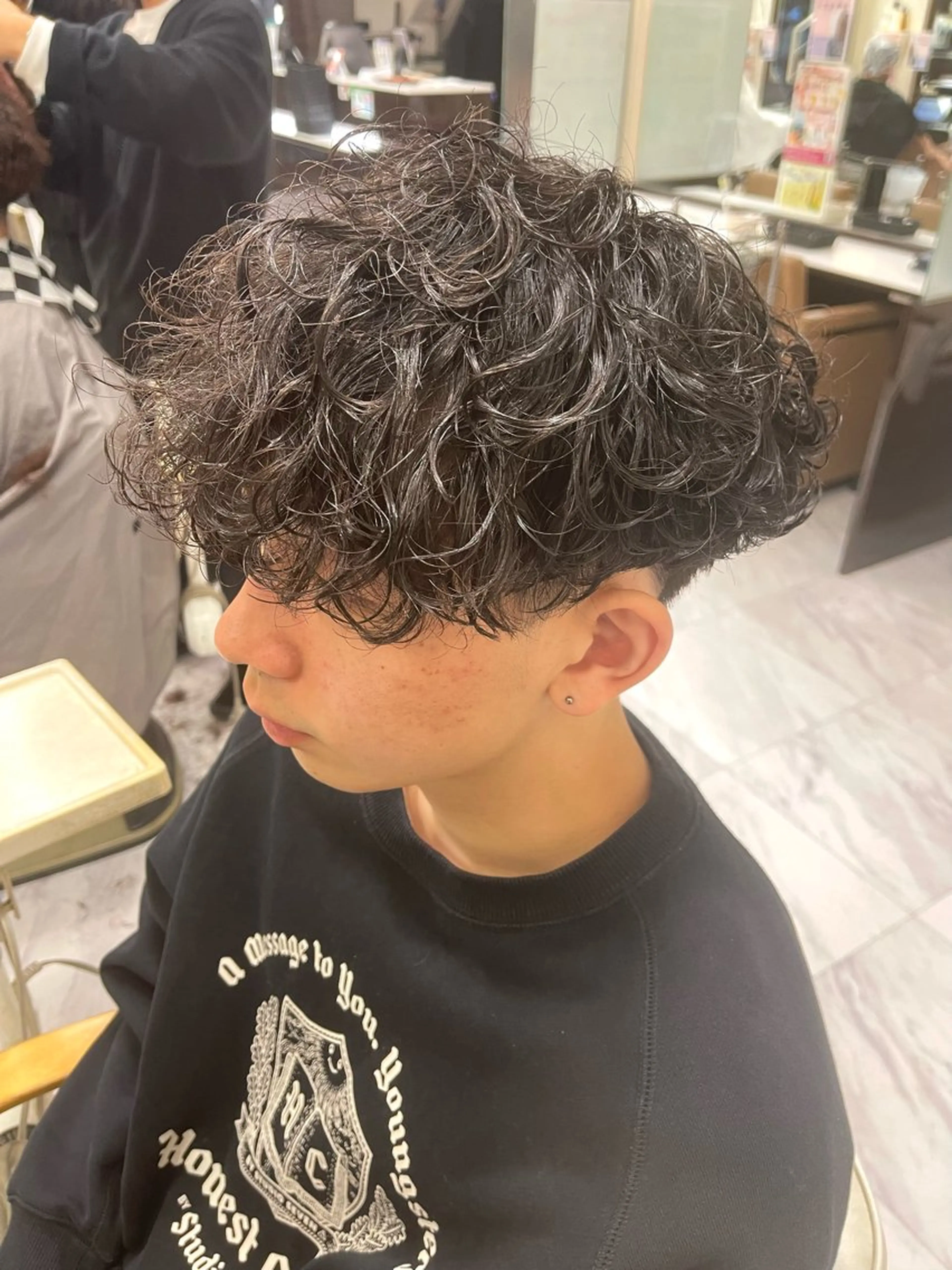 ショート パーマ メンズ メンズパーマ 波巻きパーマ カット パーマ トリートメント 🌻メンズカット 落合諒🌻のヘアスタイル