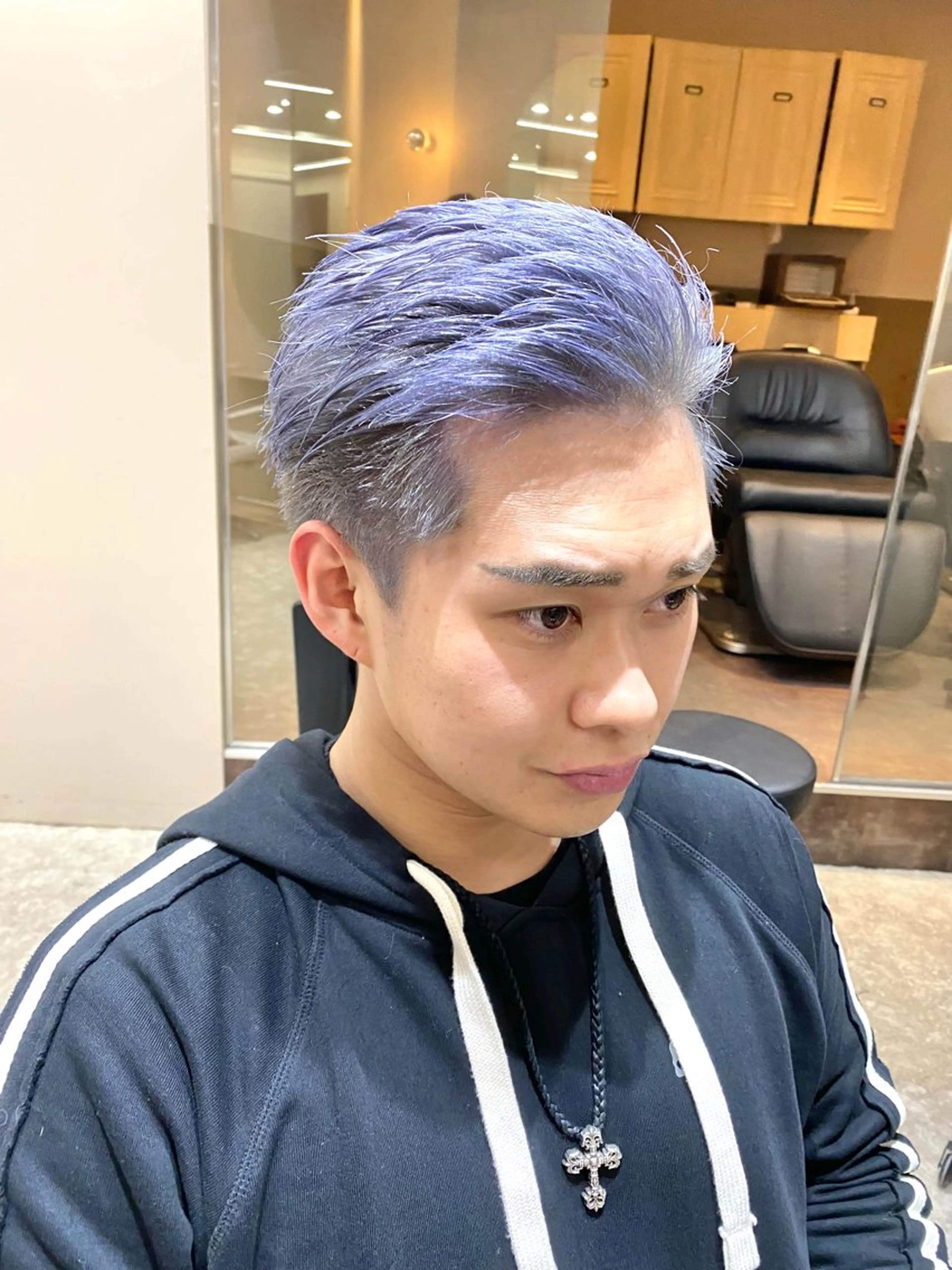 カラー メンズ アップバング マッシュ メンズパーマ メンズツイストパーマ 刈り上げ 心斎橋本町メンズ 美容師ユースケのヘアスタイル