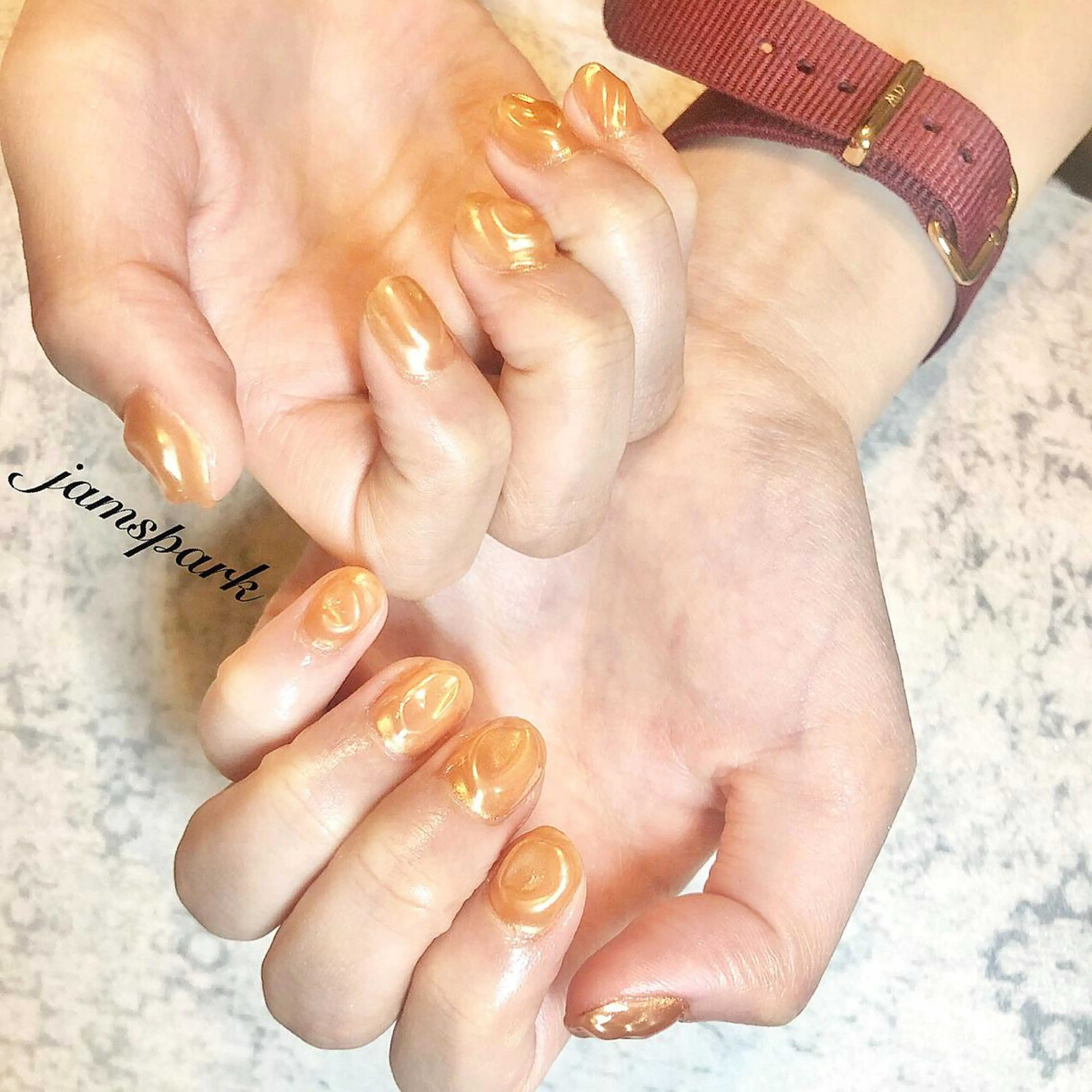 ネイル アートネイル ゴールド ミラーネイル ニュアンスネイル オレンジ ハンドネイル jamspark ✨のネイルデザイン