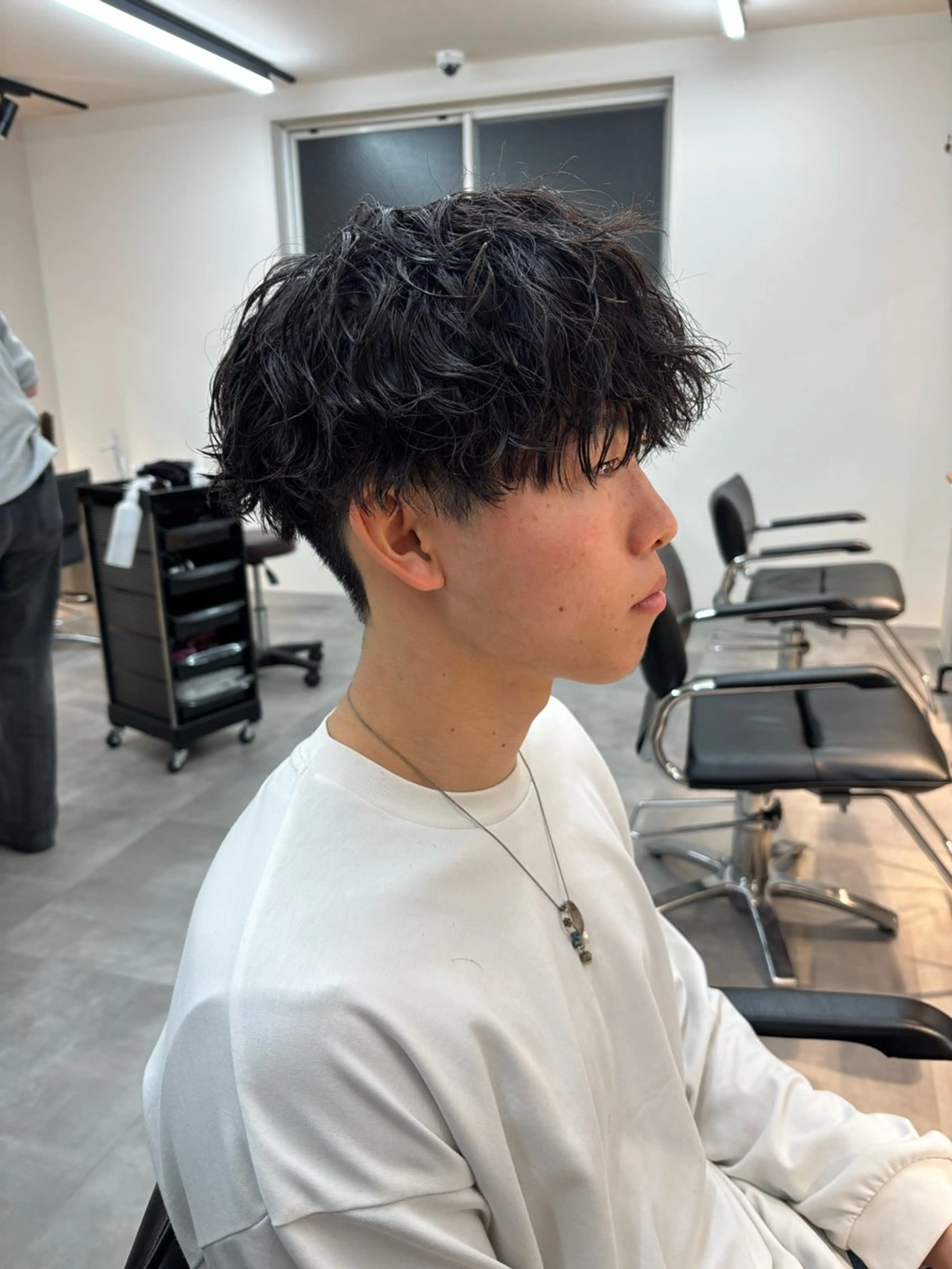パーマ メンズ メンズパーマ ツイストスパイラルパーマ 波巻きパーマ スパイラルパーマ カット パーマ 保立/メンズカット 千葉駅フェザーパーマのヘアスタイル