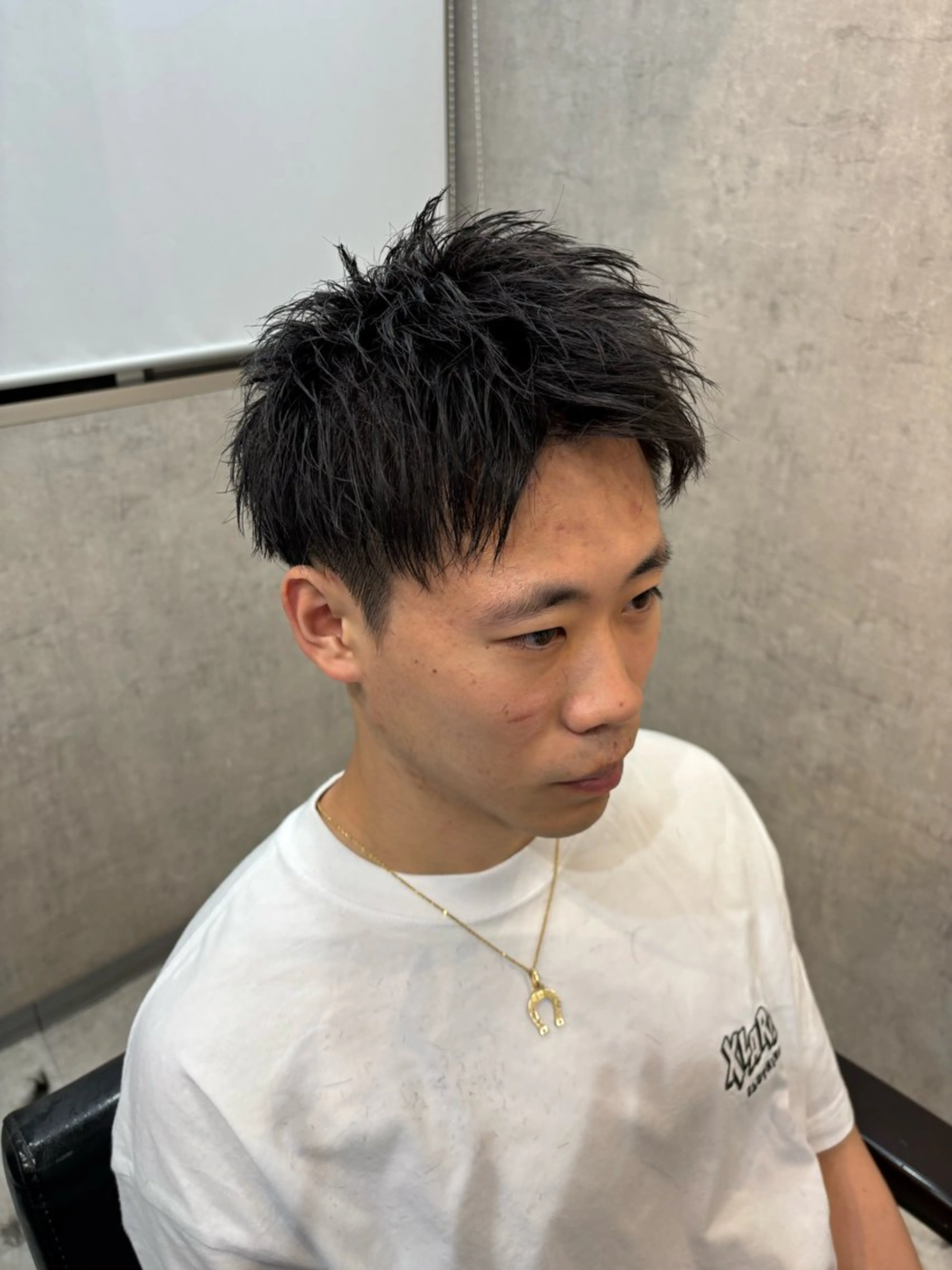 ショート メンズ 里帆 CREAMのヘアスタイル