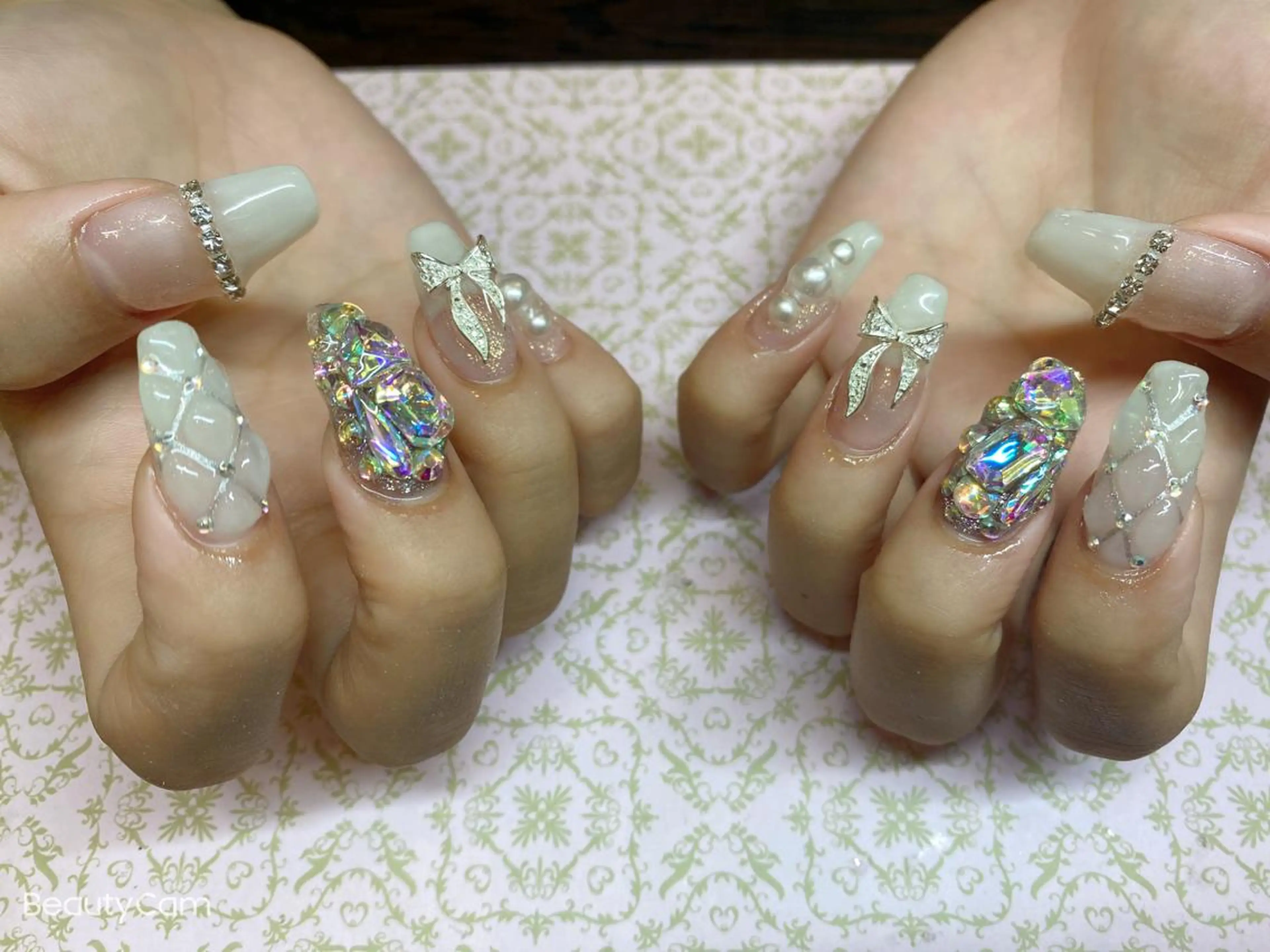 ネイル ハンドネイル Piacere所属・Piacere 絵美のネイルデザイン