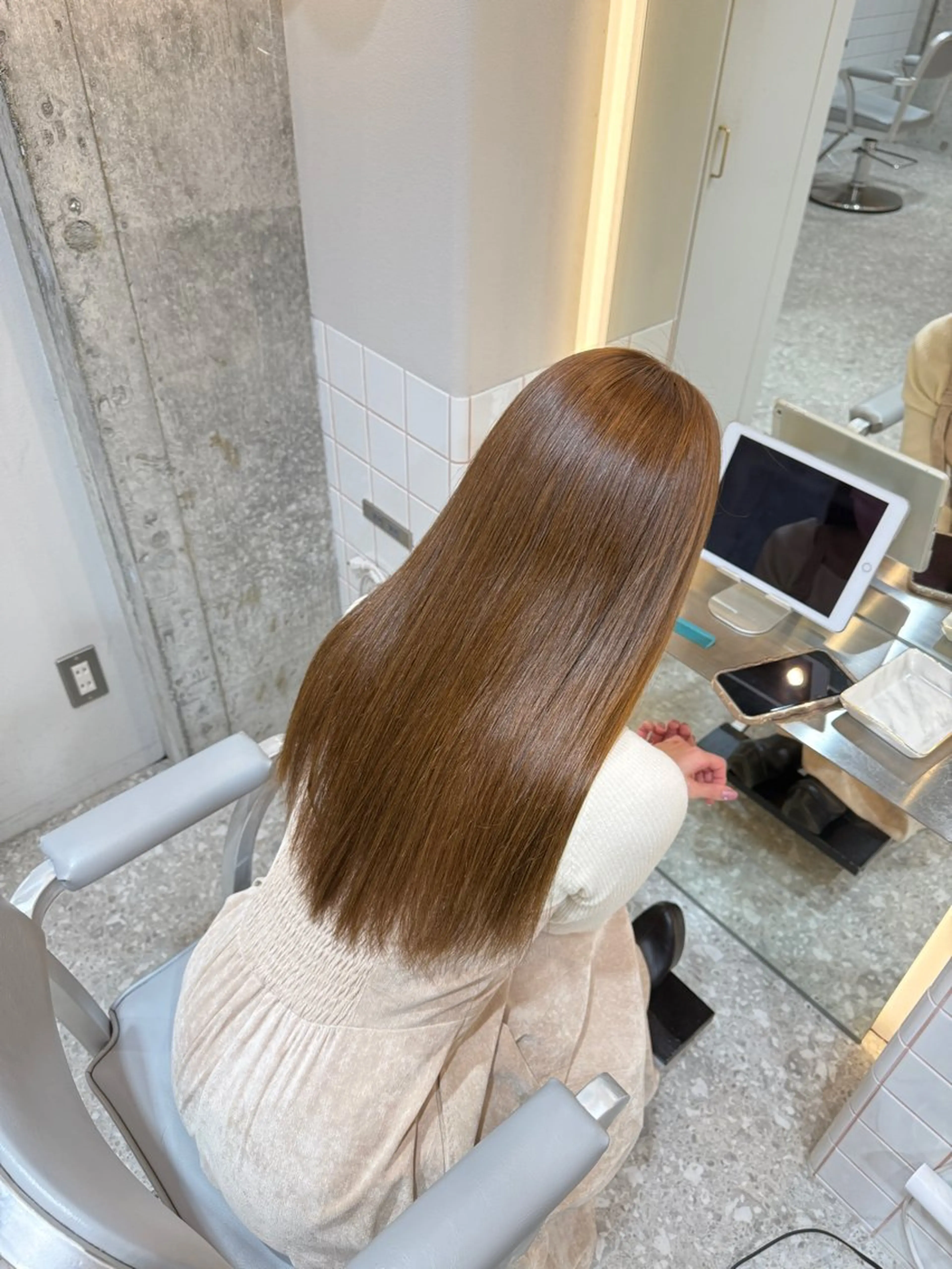 ロング ヘアカラー トリートメント 新宿/韓国風レイヤー /艶カラーRionaのヘアスタイル