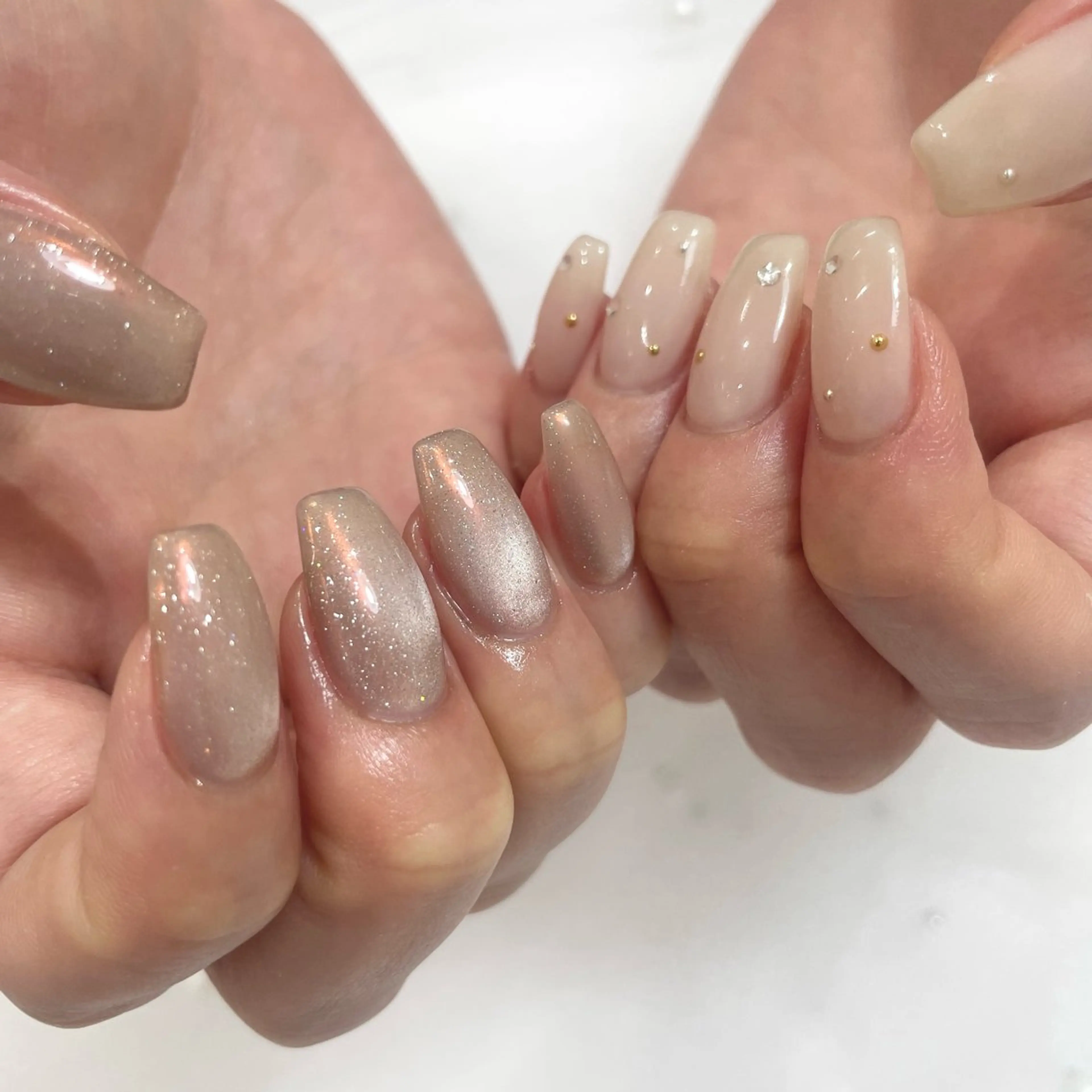 ネイル フラッシュネイル キラキラネイル おそろいネイル ハンドネイル Zina 船橋北口 Omi🕊🌿のネイルデザイン