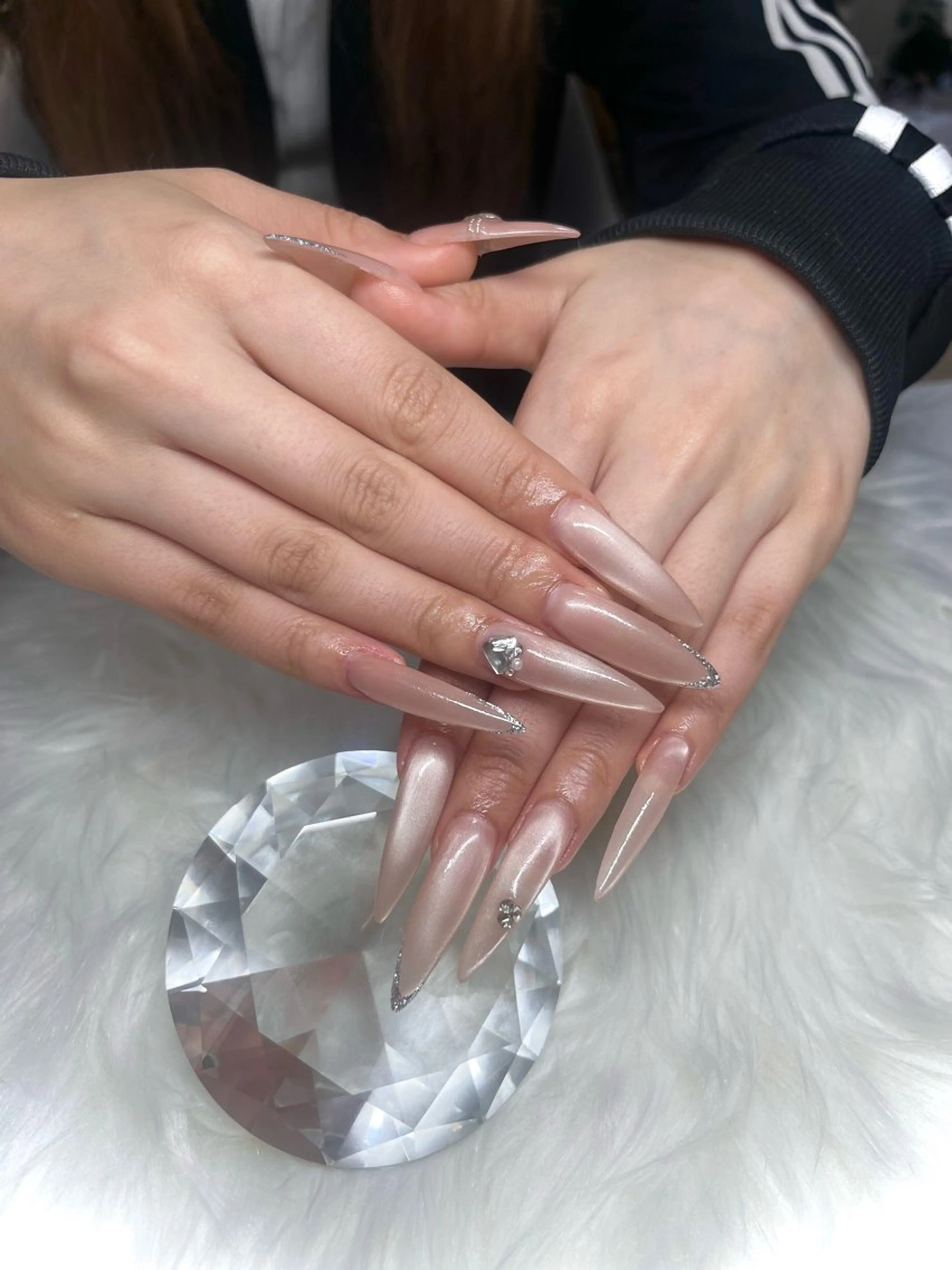 ネイル ハンドネイル ネイルサロン kirari所属・MANAMI 🫧のネイルデザイン