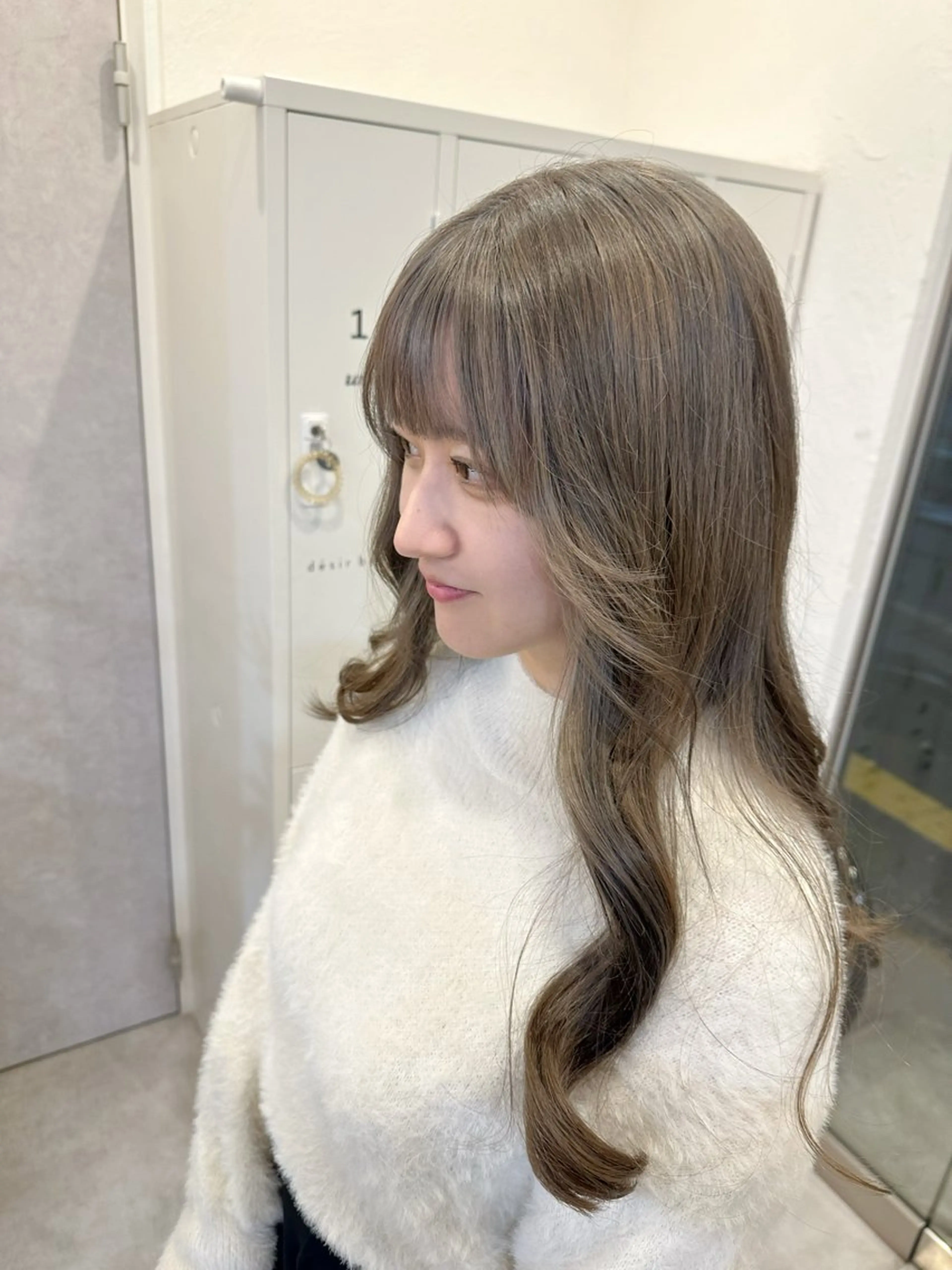 ロング 韓国風ヘア desirbeaux 板垣鈴香のヘアスタイル