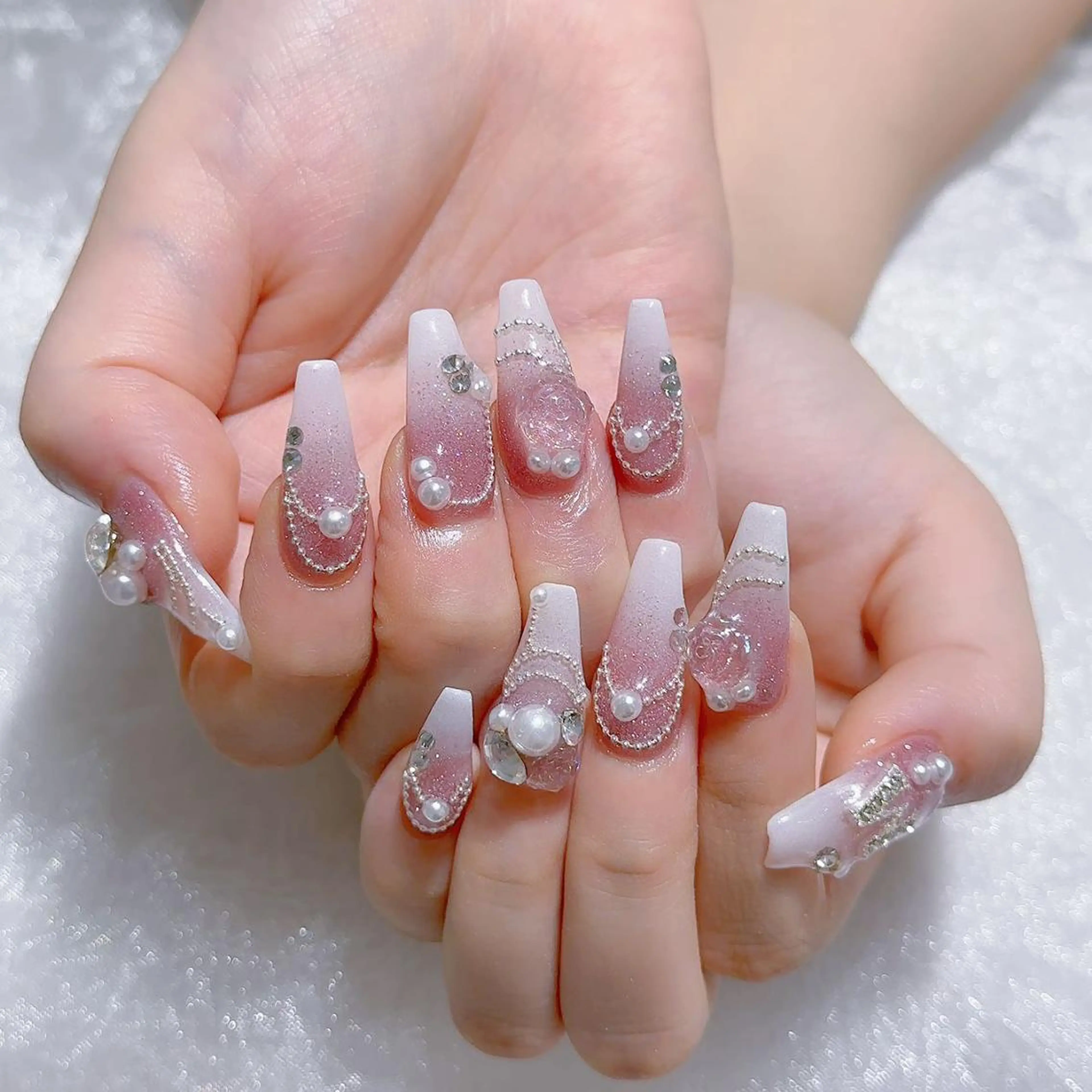 ネイル ハンドネイル Queens momoのネイルデザイン