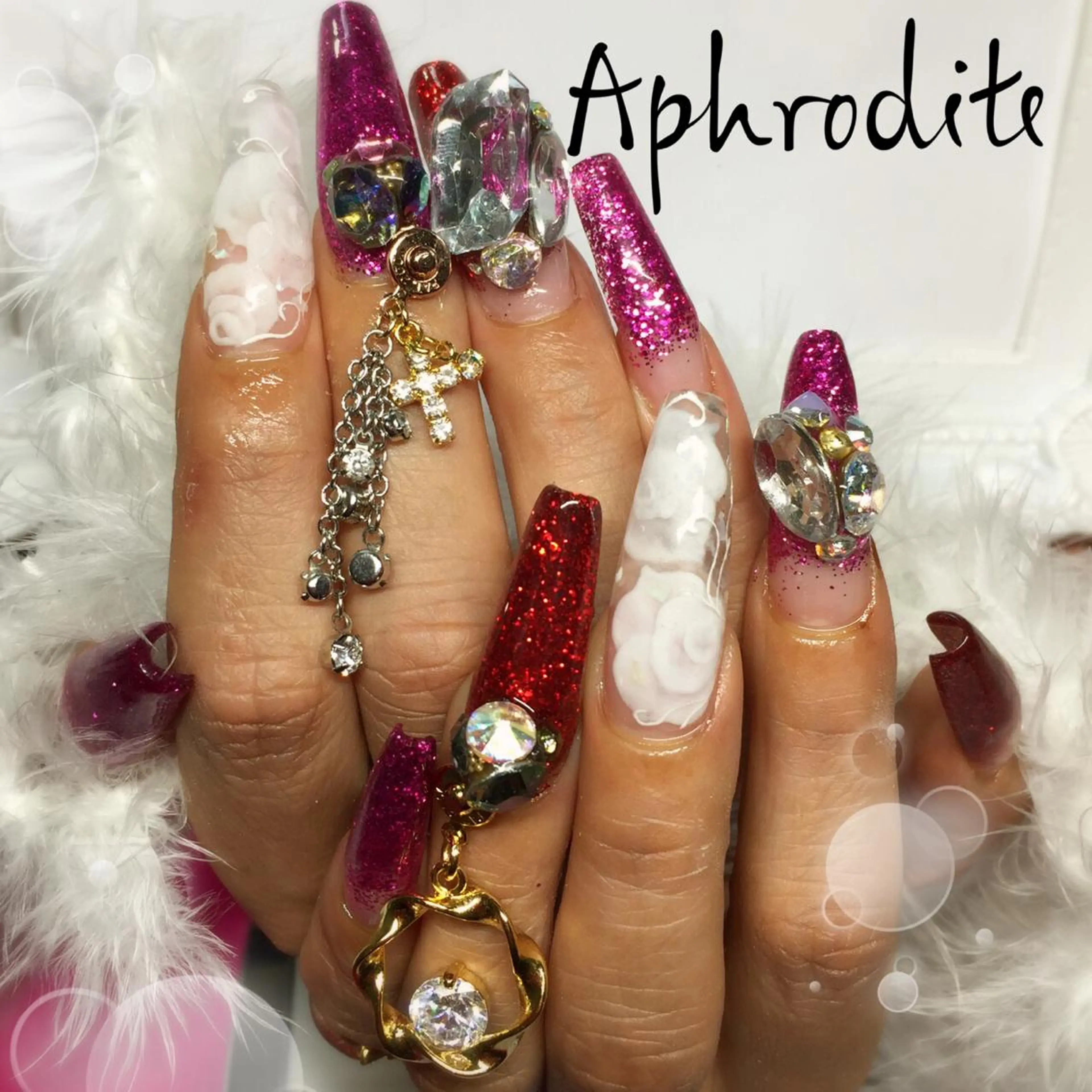ネイル 成人式 APHRODITE Nagisaのネイルデザイン