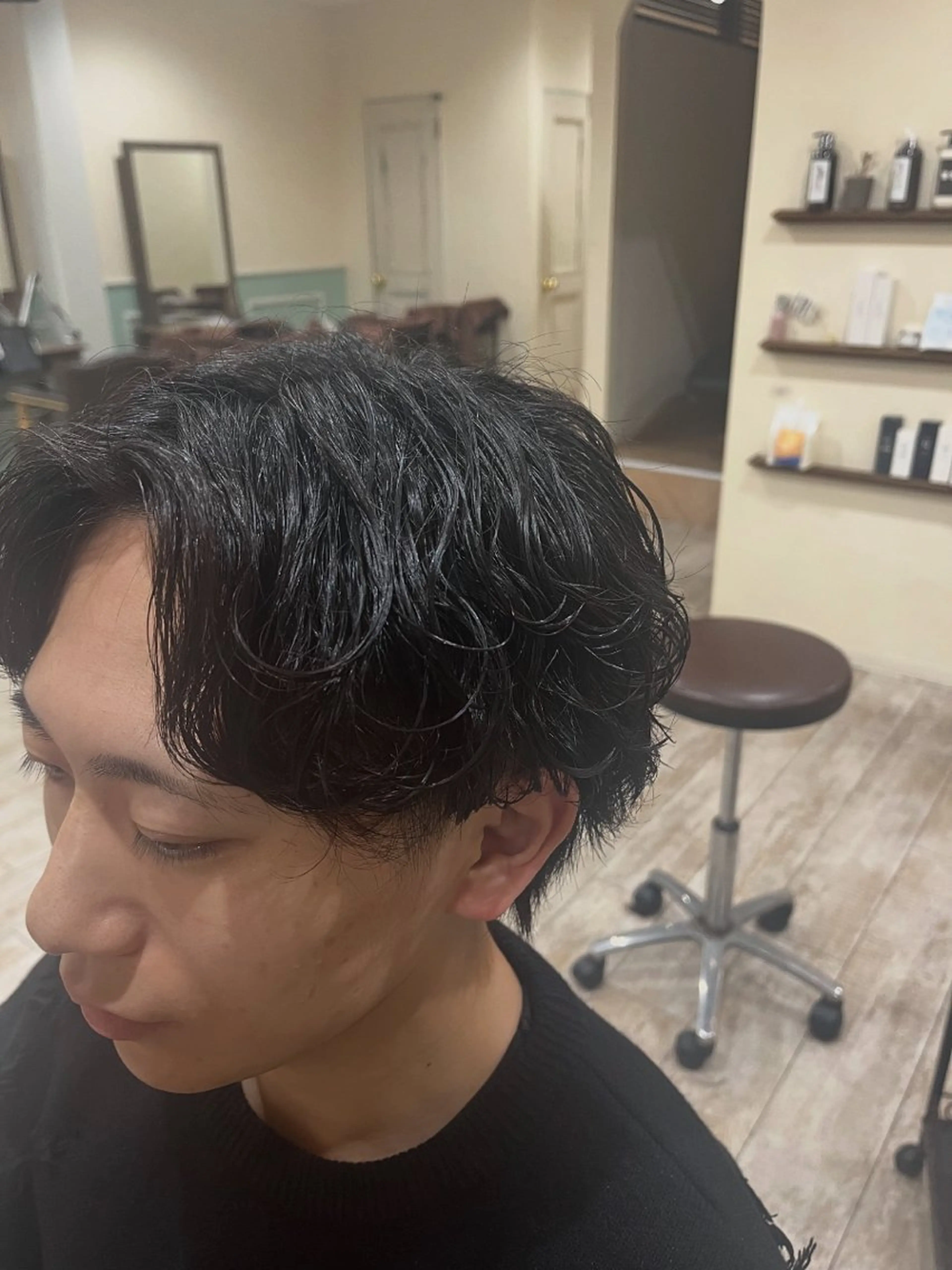 カット＋波巻きパーマ＋5ステップトリートメントの写真