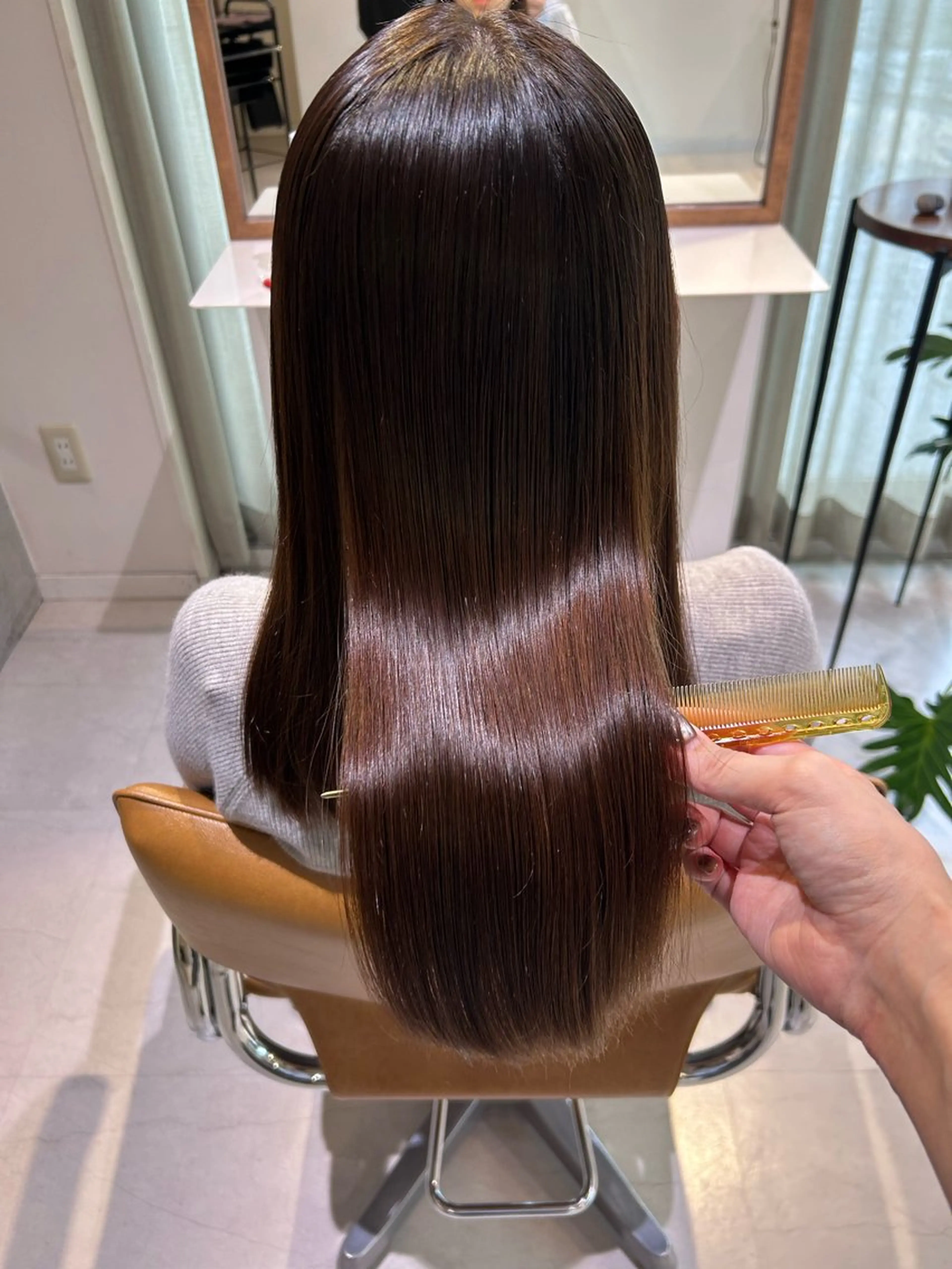 〖10.20代限定🫧〗〖🍒平日価格🍒〗カット＋縮毛矯正＋髪質改善5stepトリートメントの写真