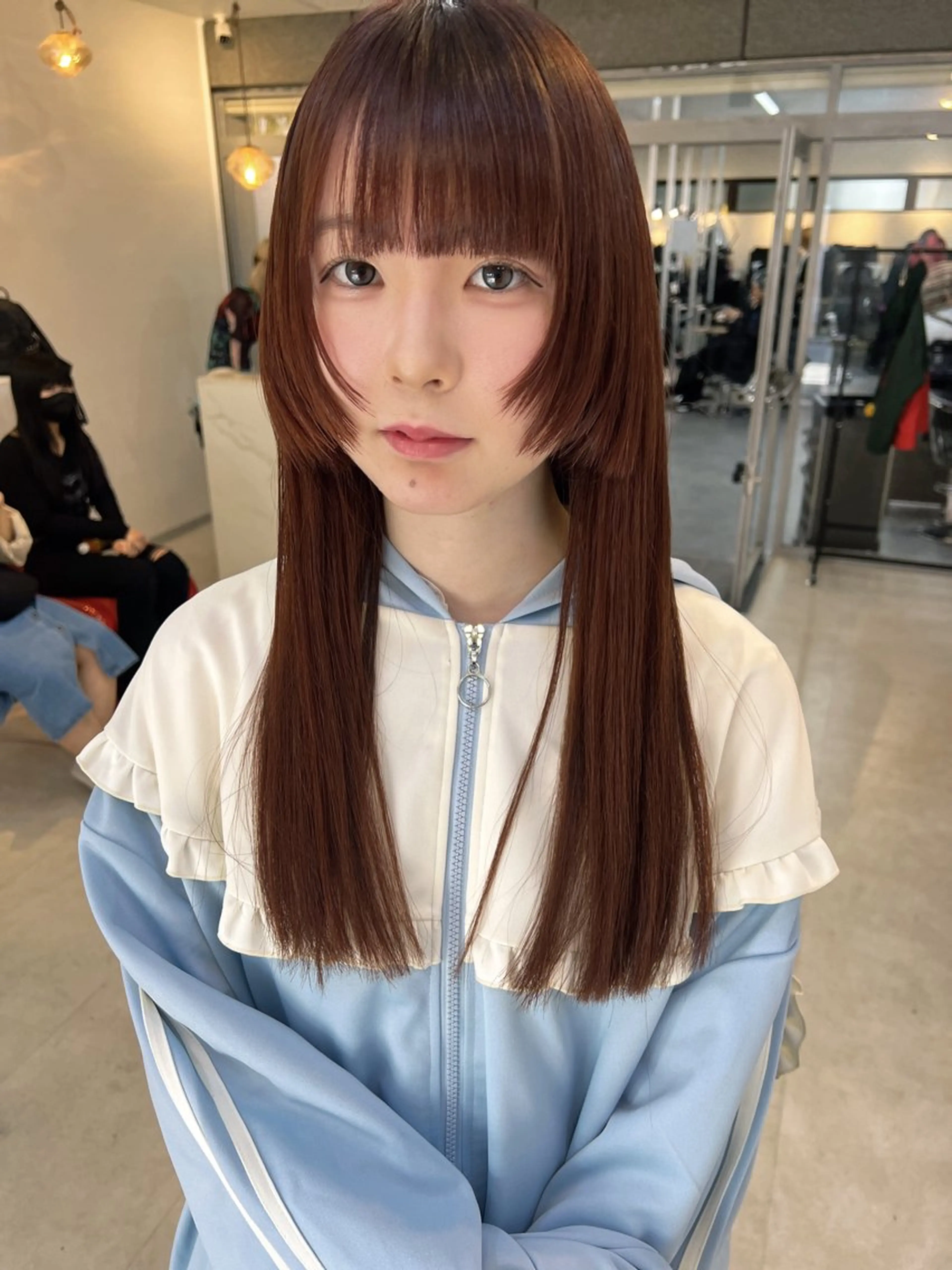 🌈姫カット&ワンカラー& うる艶トリートメント🥰の写真