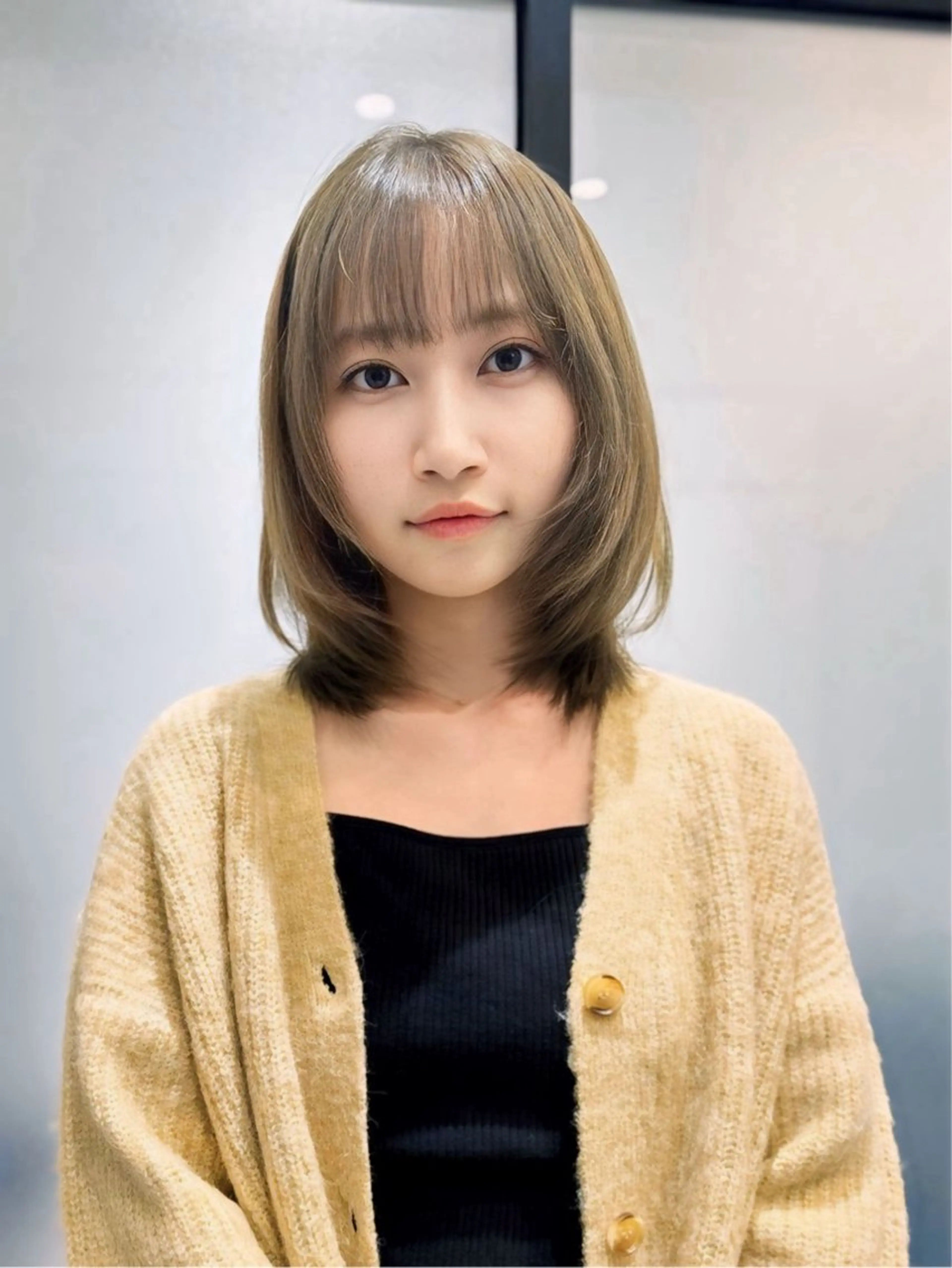 ミディアム Rita/髪質改善 /透明感カラーのヘアスタイル