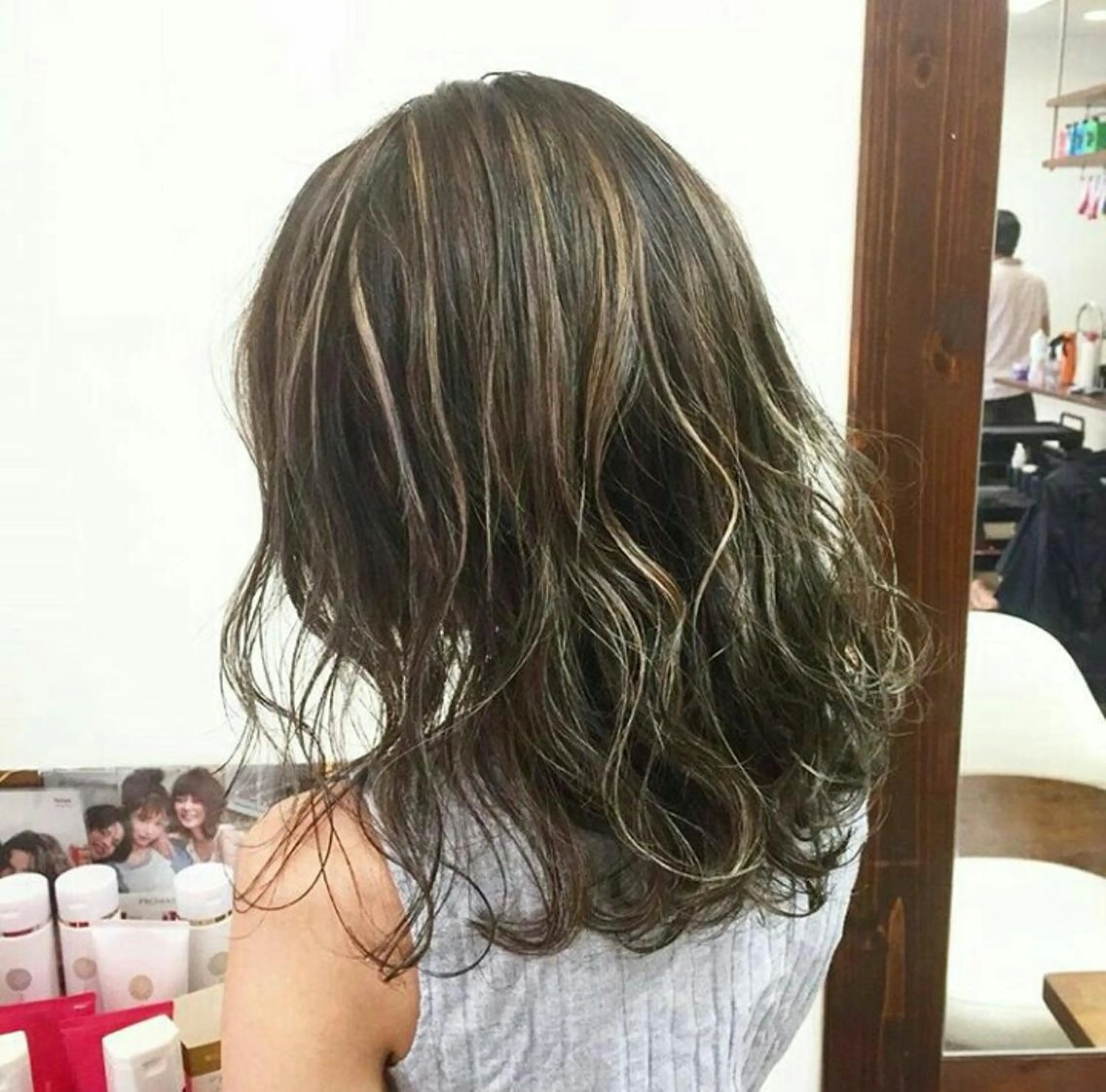 ミディアム カラー ハイライトカラー ハイライト ヘアカラー トリートメント ヘアーズ　ゼロ所属・❤️ヘアーズ ゼロ❤️のヘアスタイル