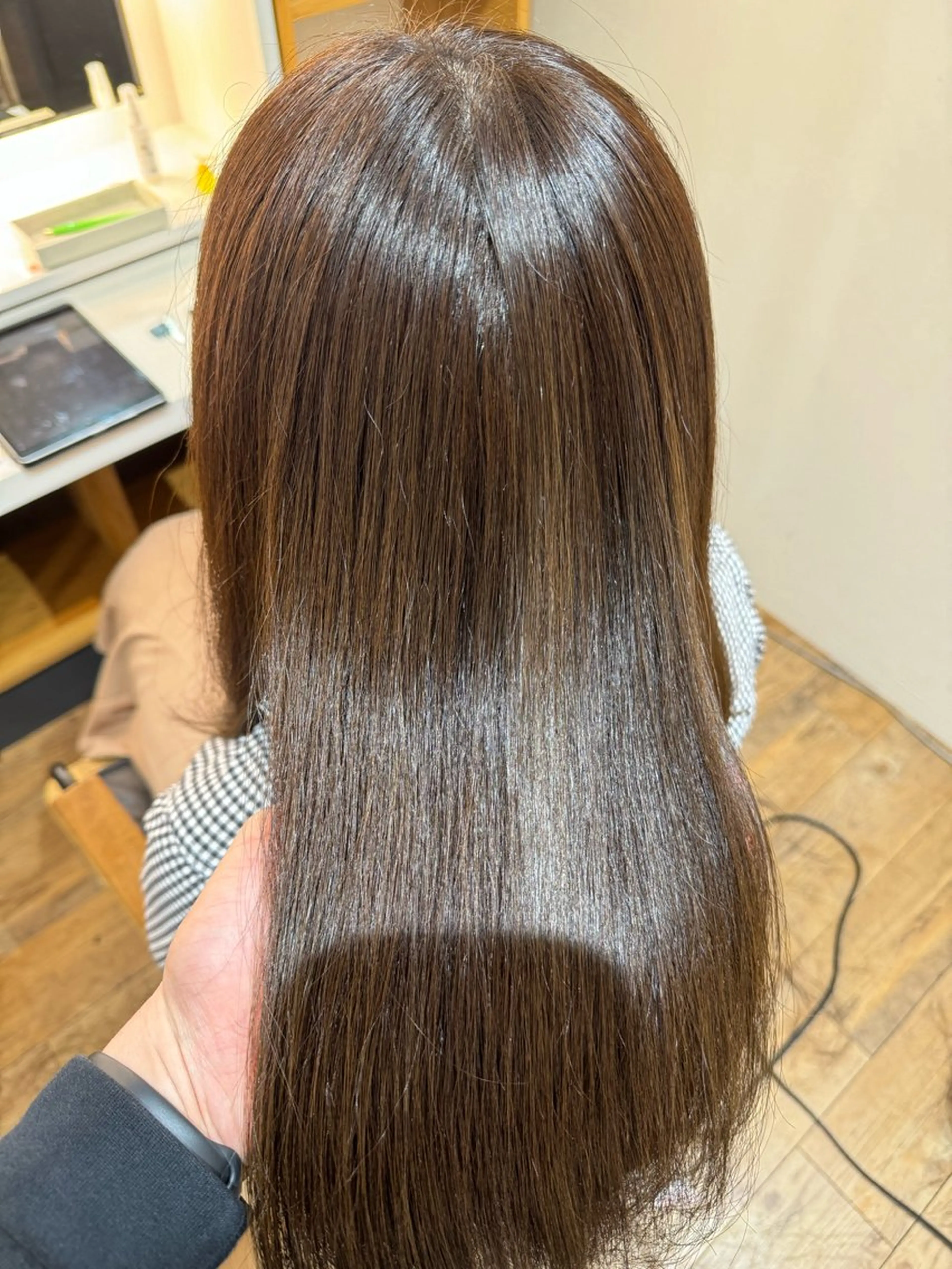 ロング 南 怜奈のヘアスタイル