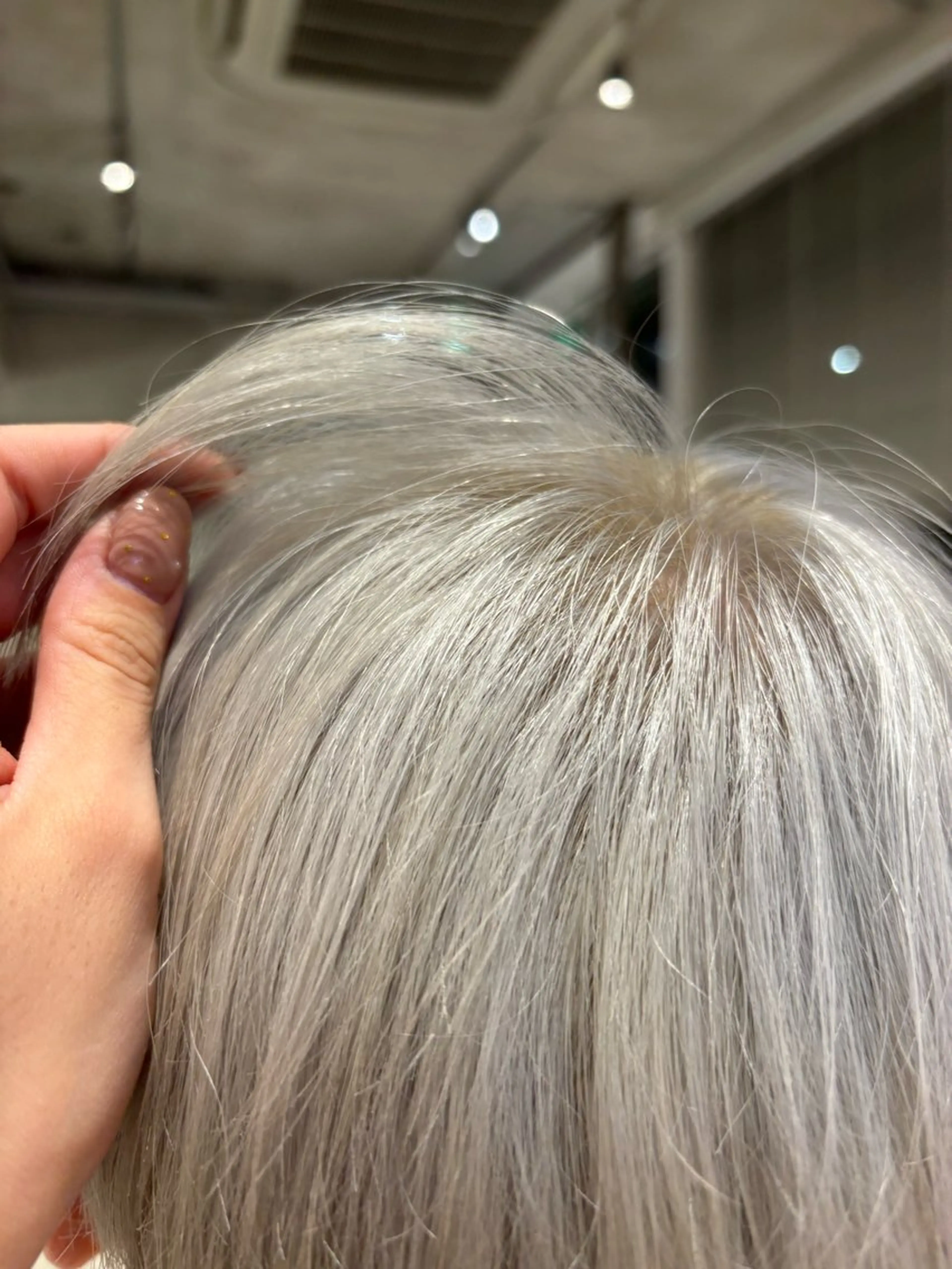 カラー ブリーチ 🧸ベージュ/カット モデル☘️/MIKUのヘアスタイル
