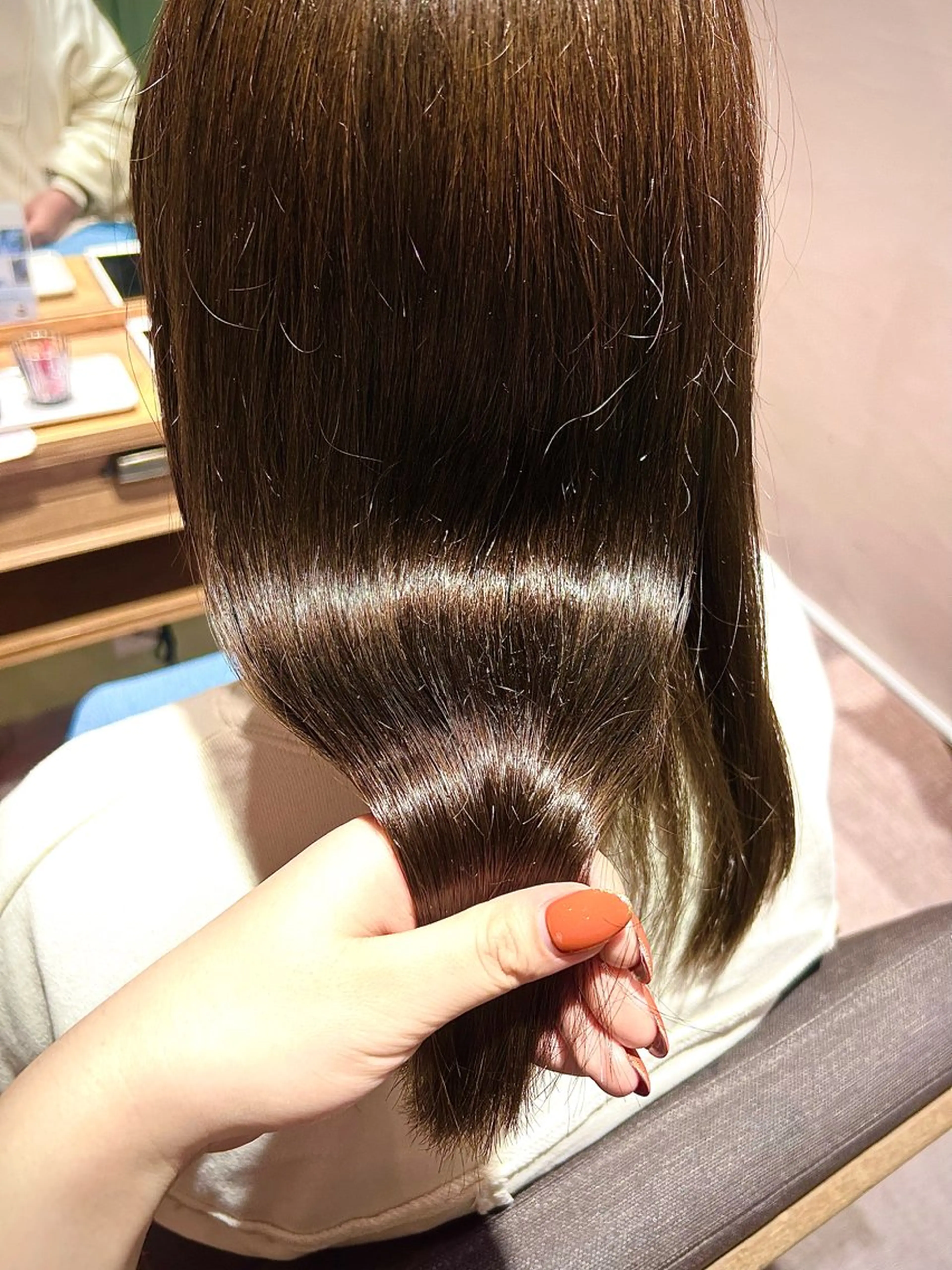 ミディアム カット 縮毛矯正 池田 華怜のヘアスタイル