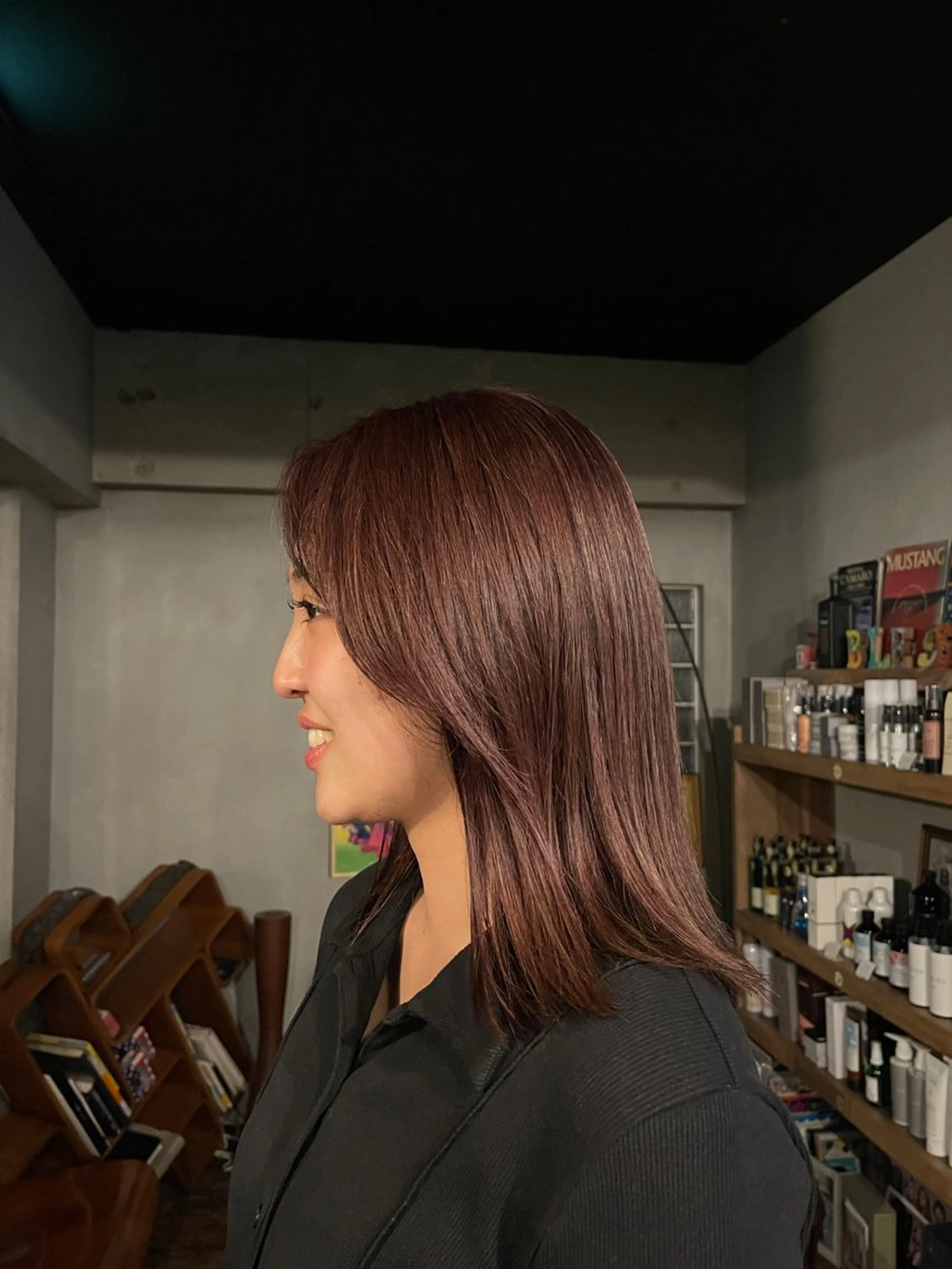 ミディアム カラー ブリーチ ブラウンカラー ピンクカラー ピンクブラウン BLESS所属・sawahata mariaのヘアスタイル
