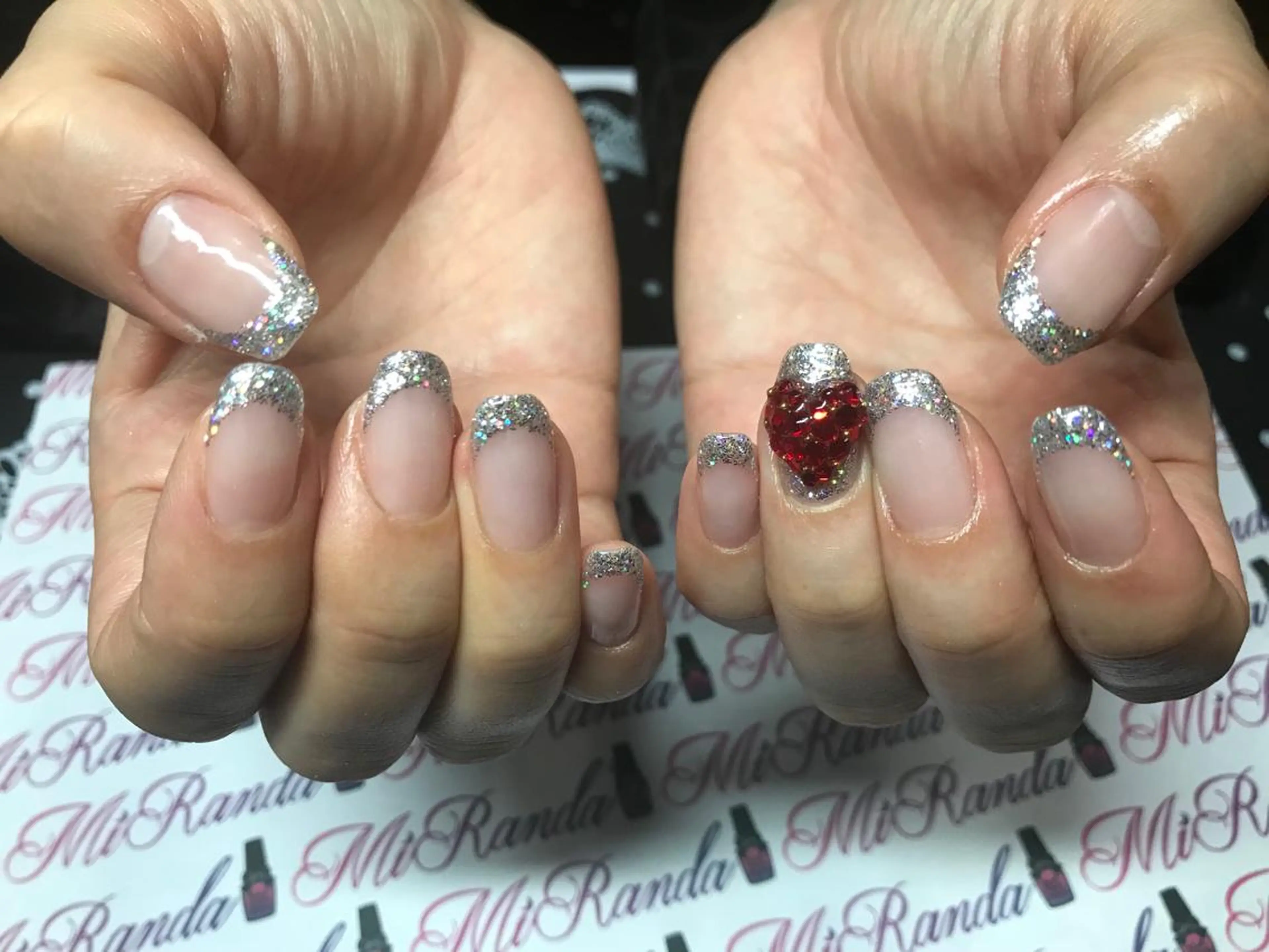 ネイル MiRanda Nail所属・MiRanda 保坂 舞のネイルデザイン