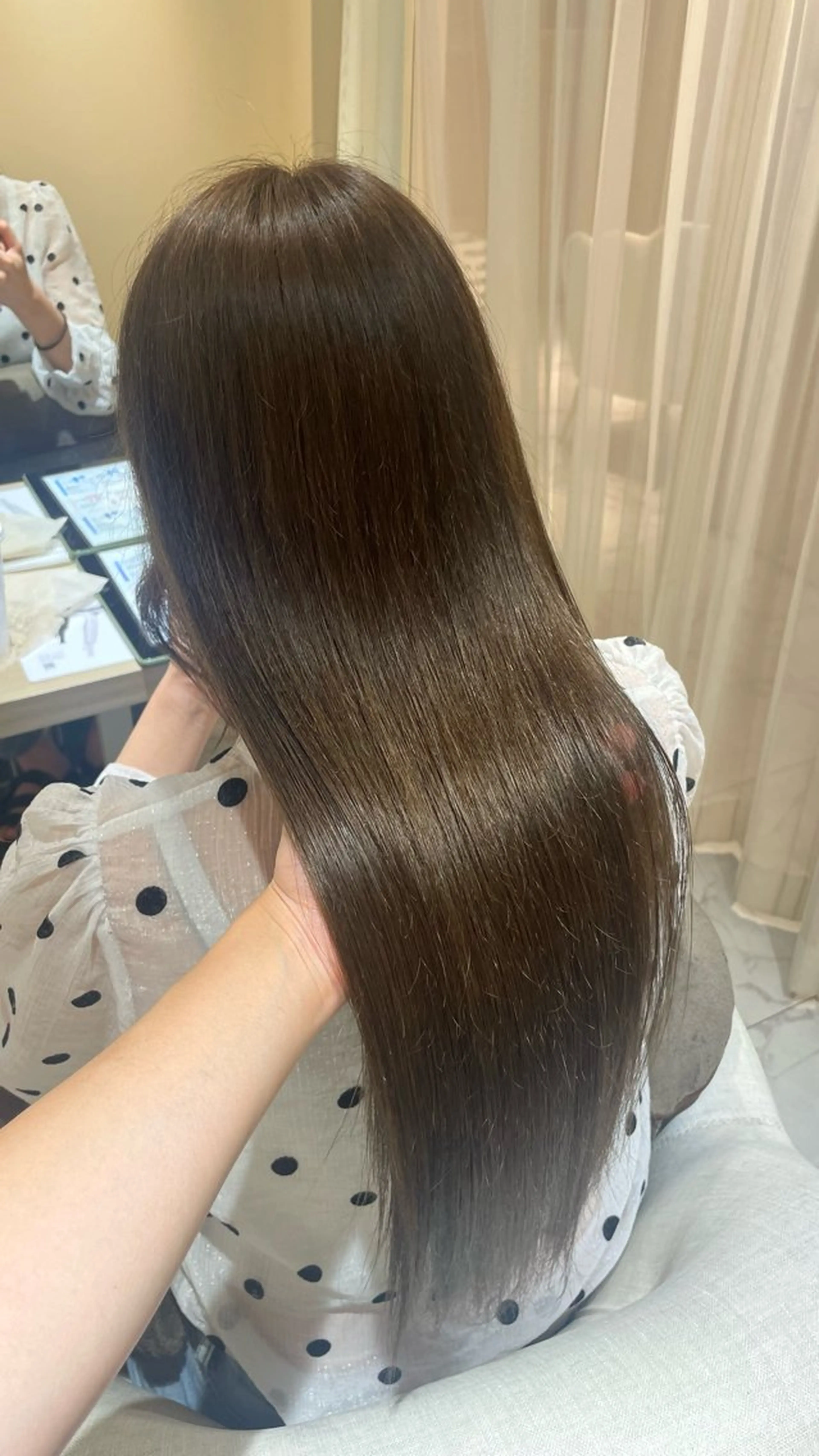 ロング カット ヘアカラー トリートメント ヘッドスパ マホ/髪質改善/艶髪 /レイヤー/ガーリーのヘアスタイル