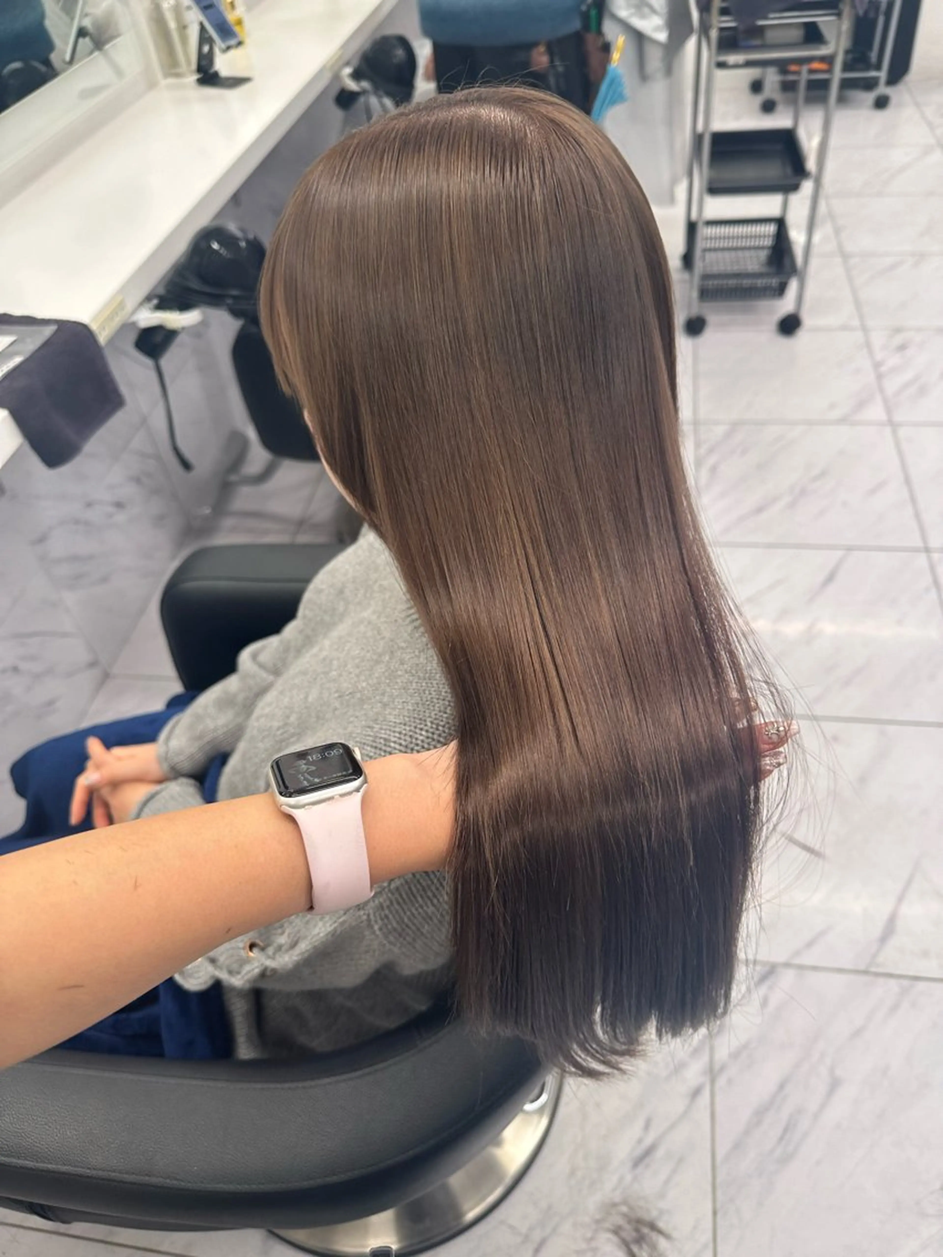 ロング カラー ベージュカラー 黒髪 ブリーチ ブルーカラー ブルーブラック 🪞ハイトーン🪞 🤍waka🤍のヘアスタイル