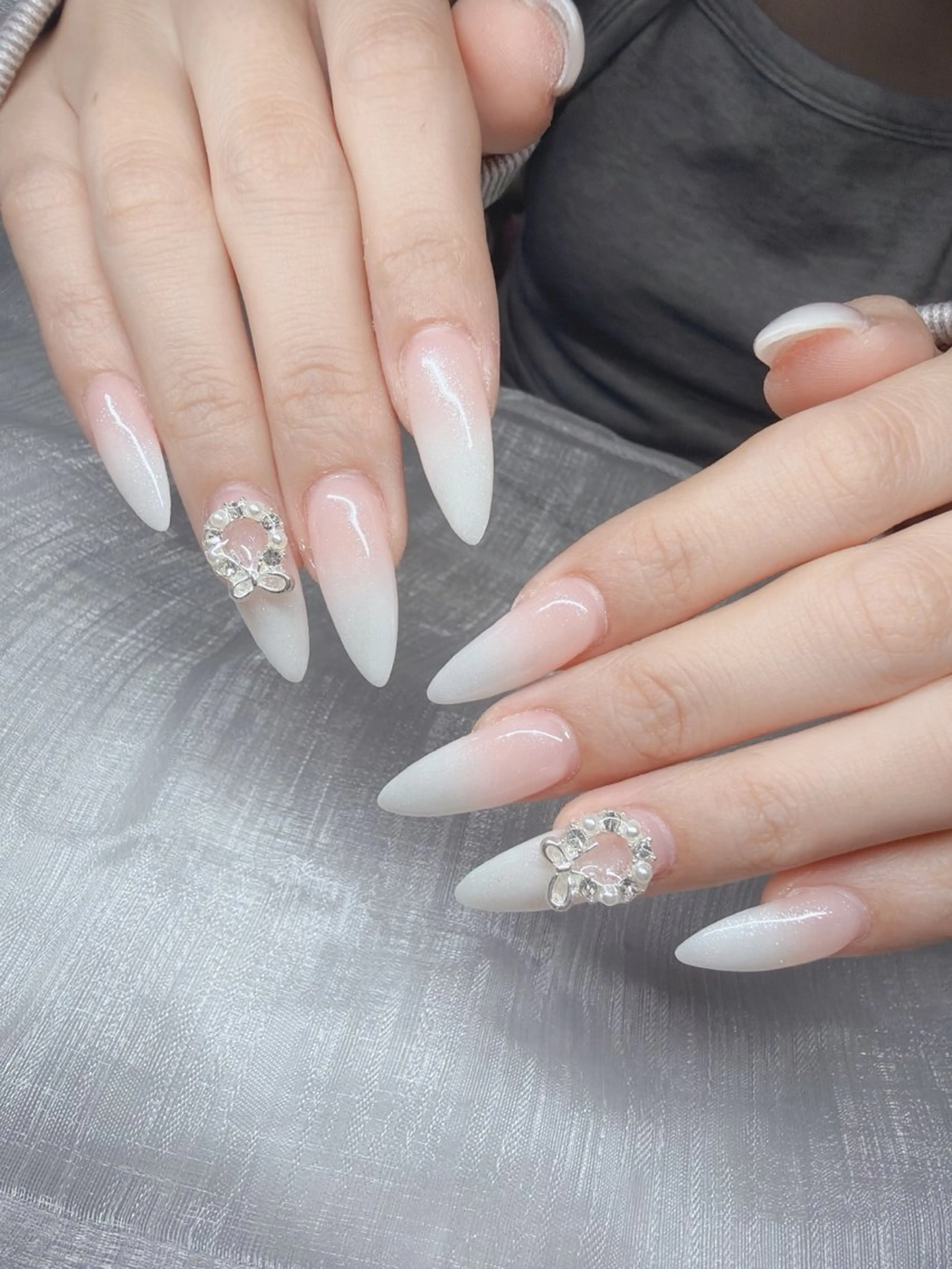 ネイル ハンドネイル Lee Nailsのネイルデザイン