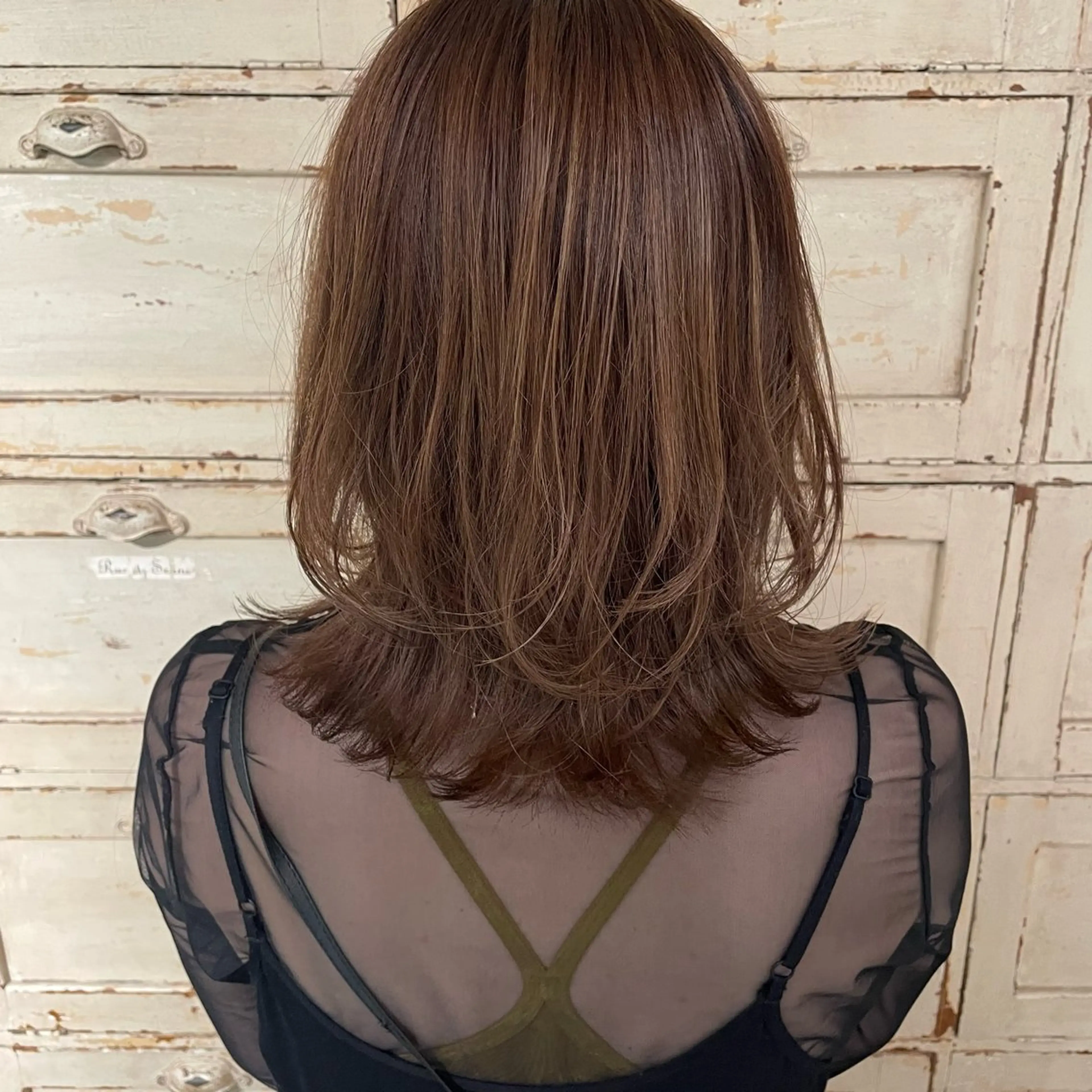 ミディアム カット RorriM natsuのヘアスタイル