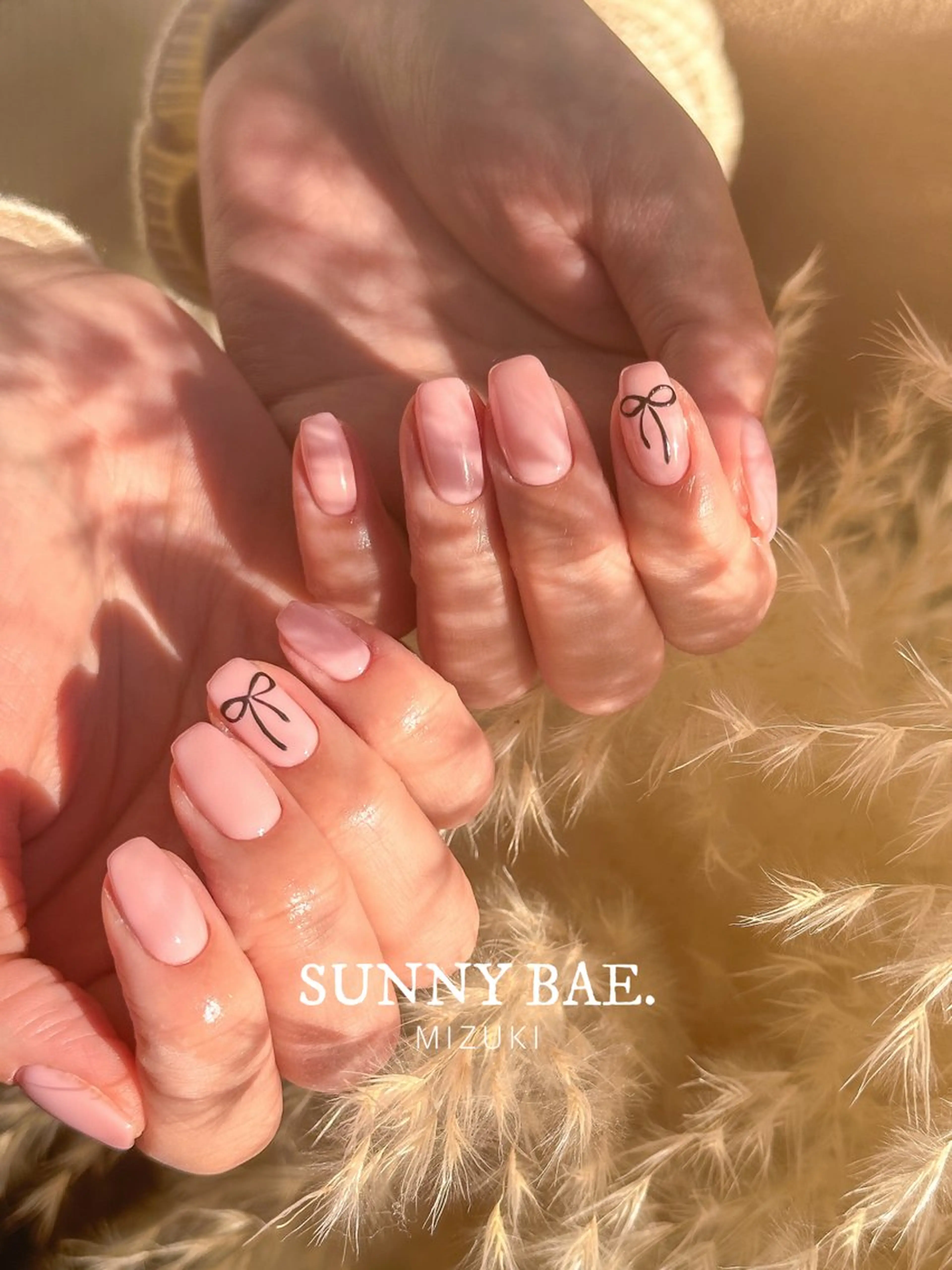 ネイル ワンカラーネイル ピンク リボン ワンホンネイル ハンドネイル SUNNY BAE. 🌼MIZUKIのネイルデザイン