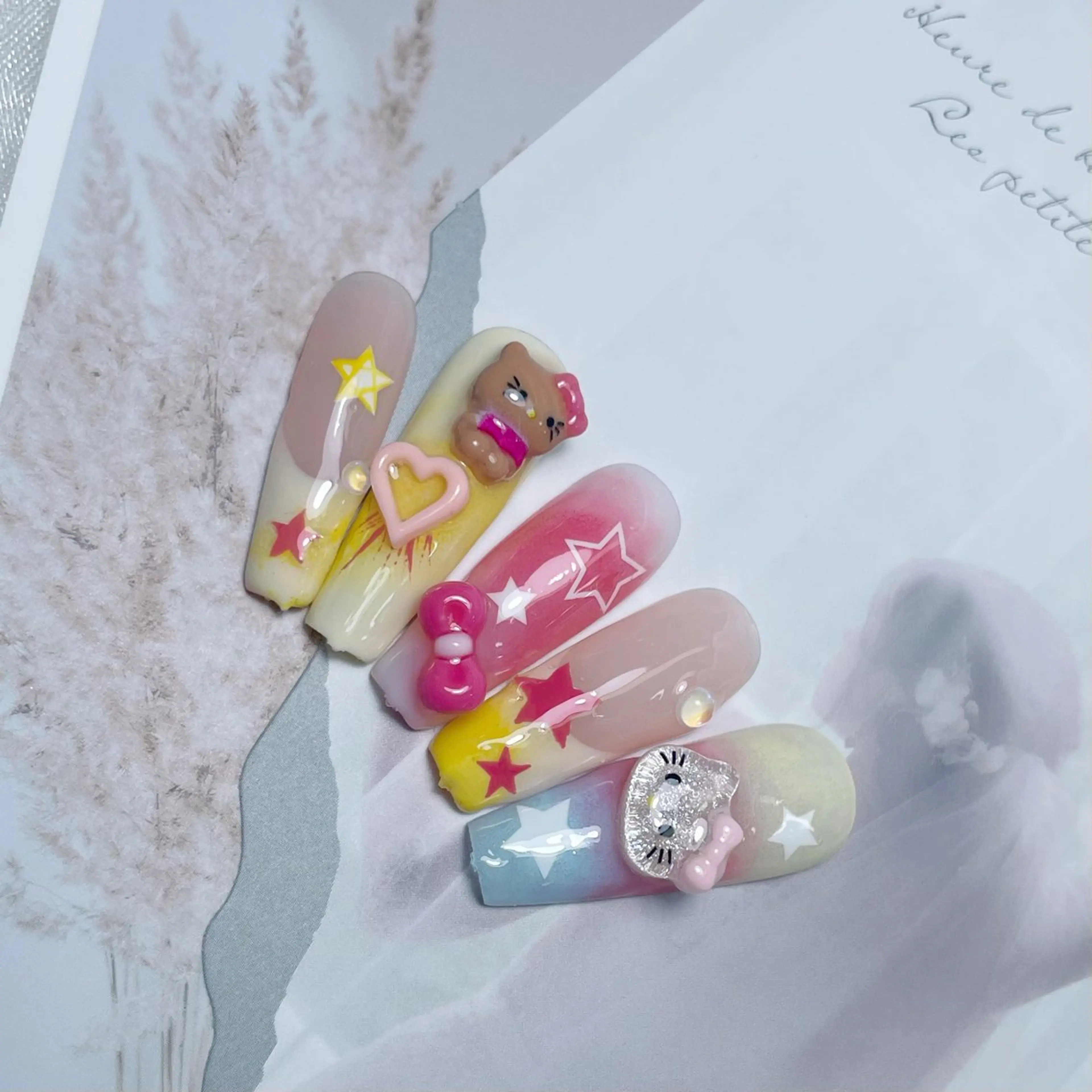 ネイル 成人式 ジェルネイル ネイルチップ Momoa nail salon所属・MoMoA Nail ネイル長さ出し専門店のネイルデザイン