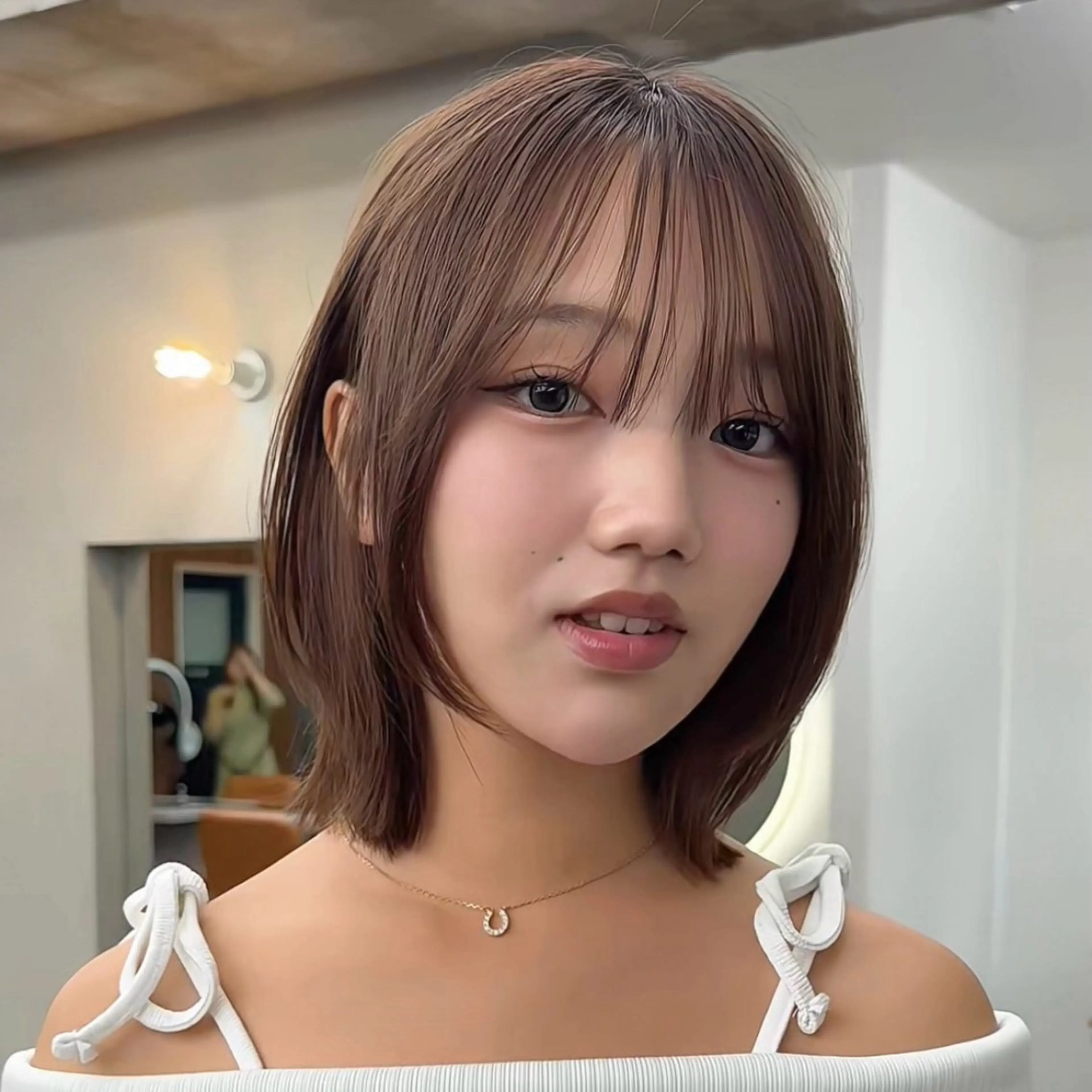 ショート カラー 似合わせ/レイヤー/ 透明感/みっきーのヘアスタイル