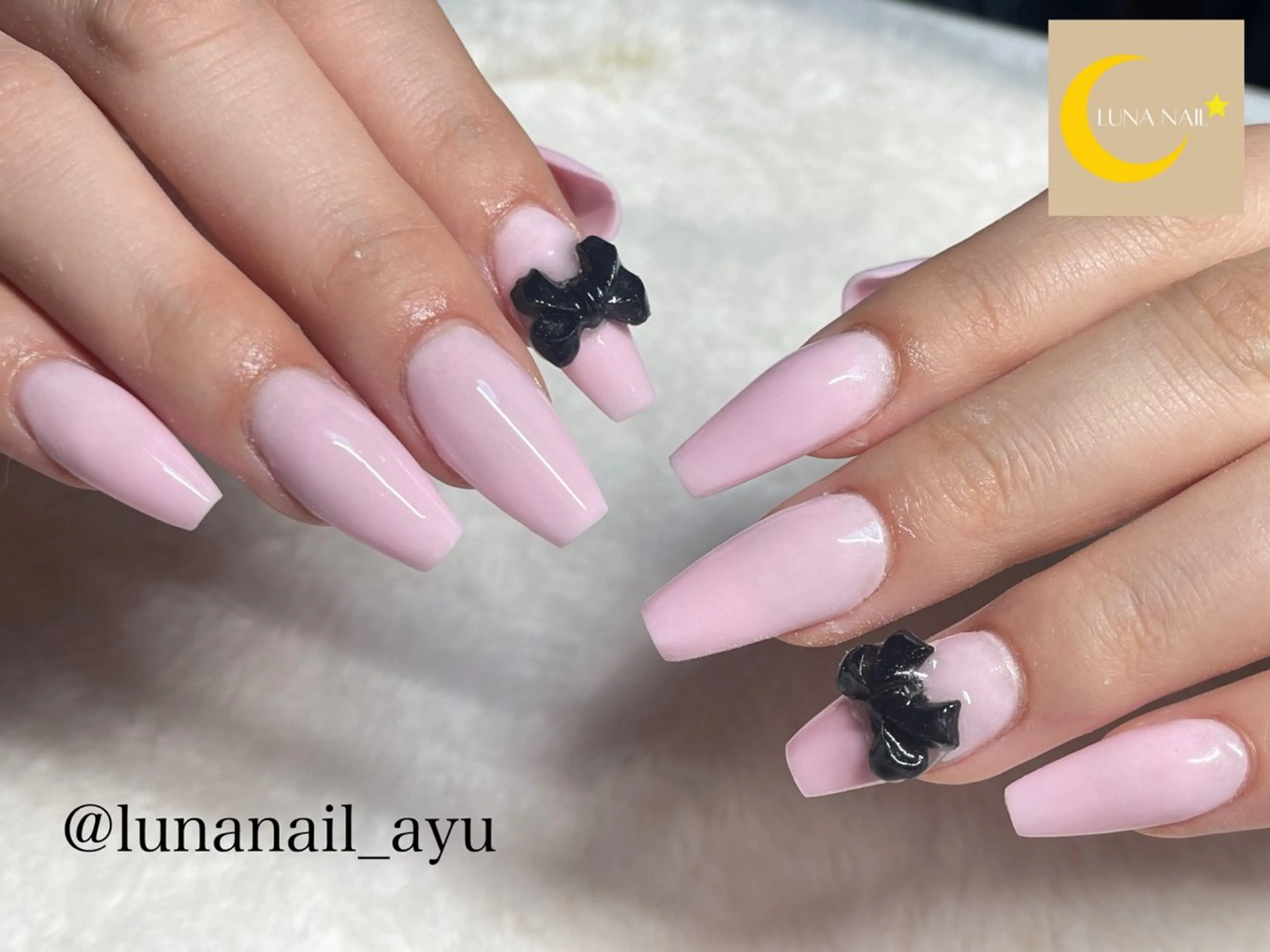 ネイル リボン スカルプネイル シンプルネイル ハンドネイル 🌙LUNA  NAIL⭐️所属・LUNA NAIL ayuのネイルデザイン