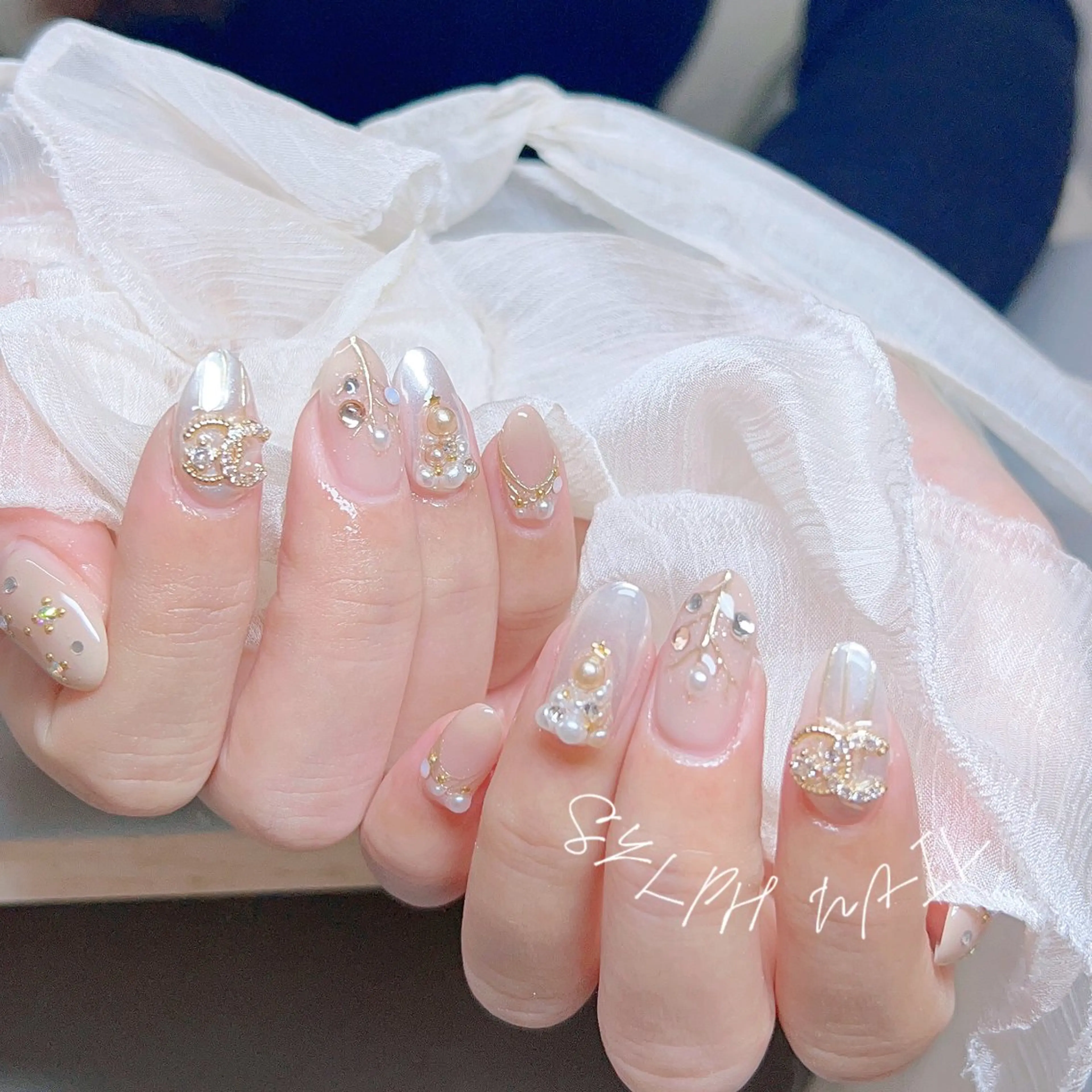 ネイル 冬ネイル クリスマス ハンドネイル Trend Nail シルフのネイルデザイン