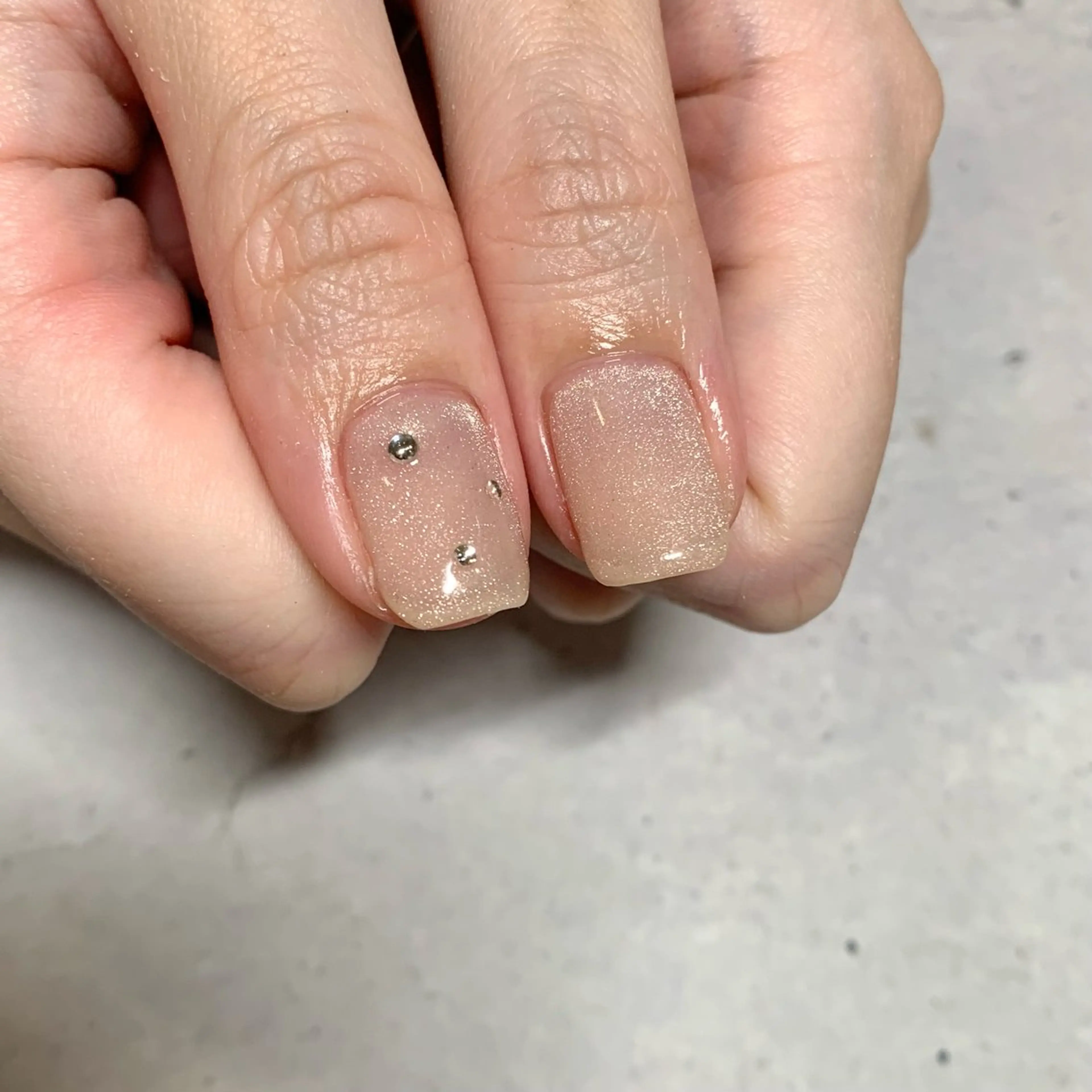 ネイル ハンドネイル chika .のネイルデザイン