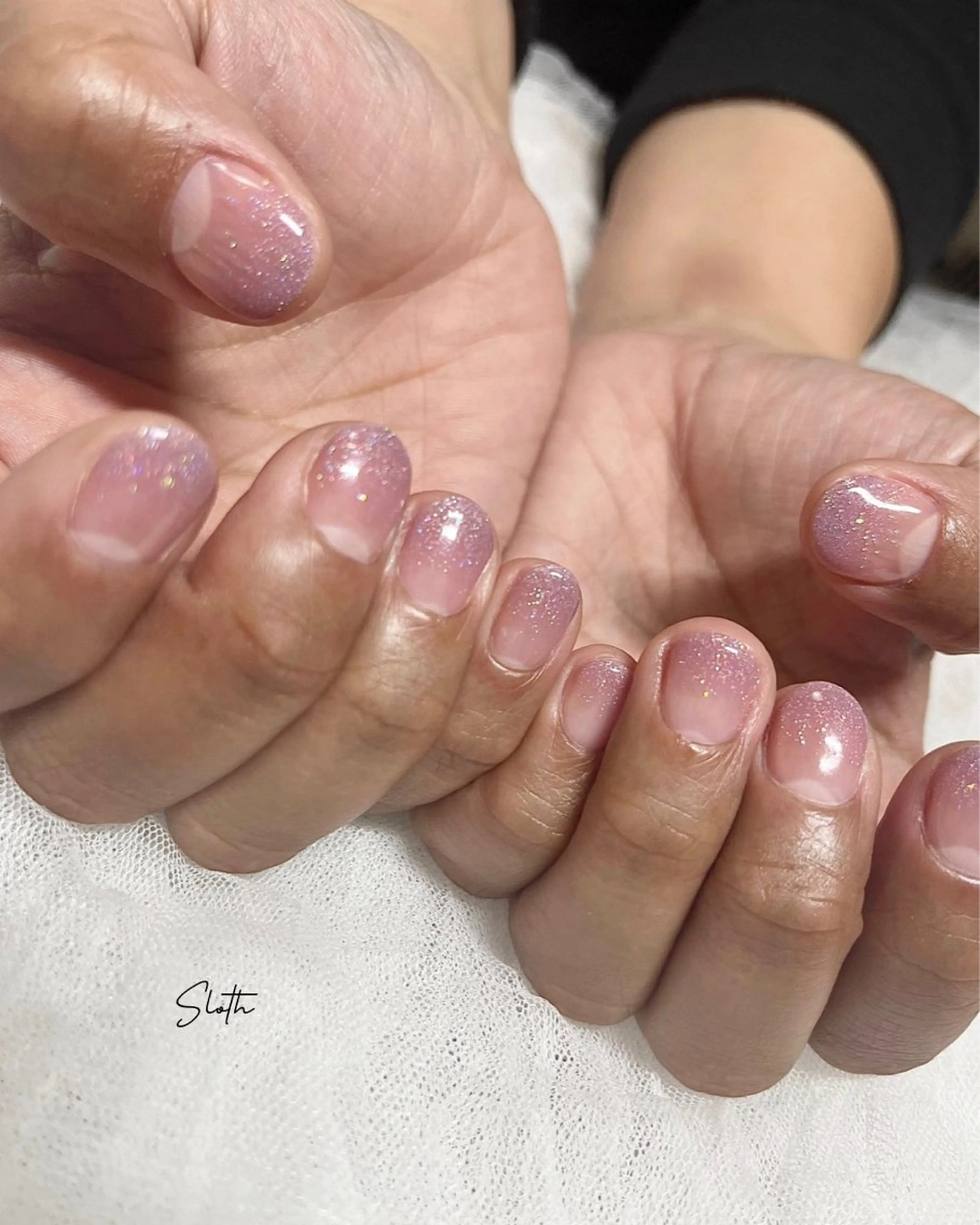 ネイル グラデーション キラキラネイル ラメ(グリッター) ラメグラデーション ピンク ハンドネイル nail salon slothのネイルデザイン