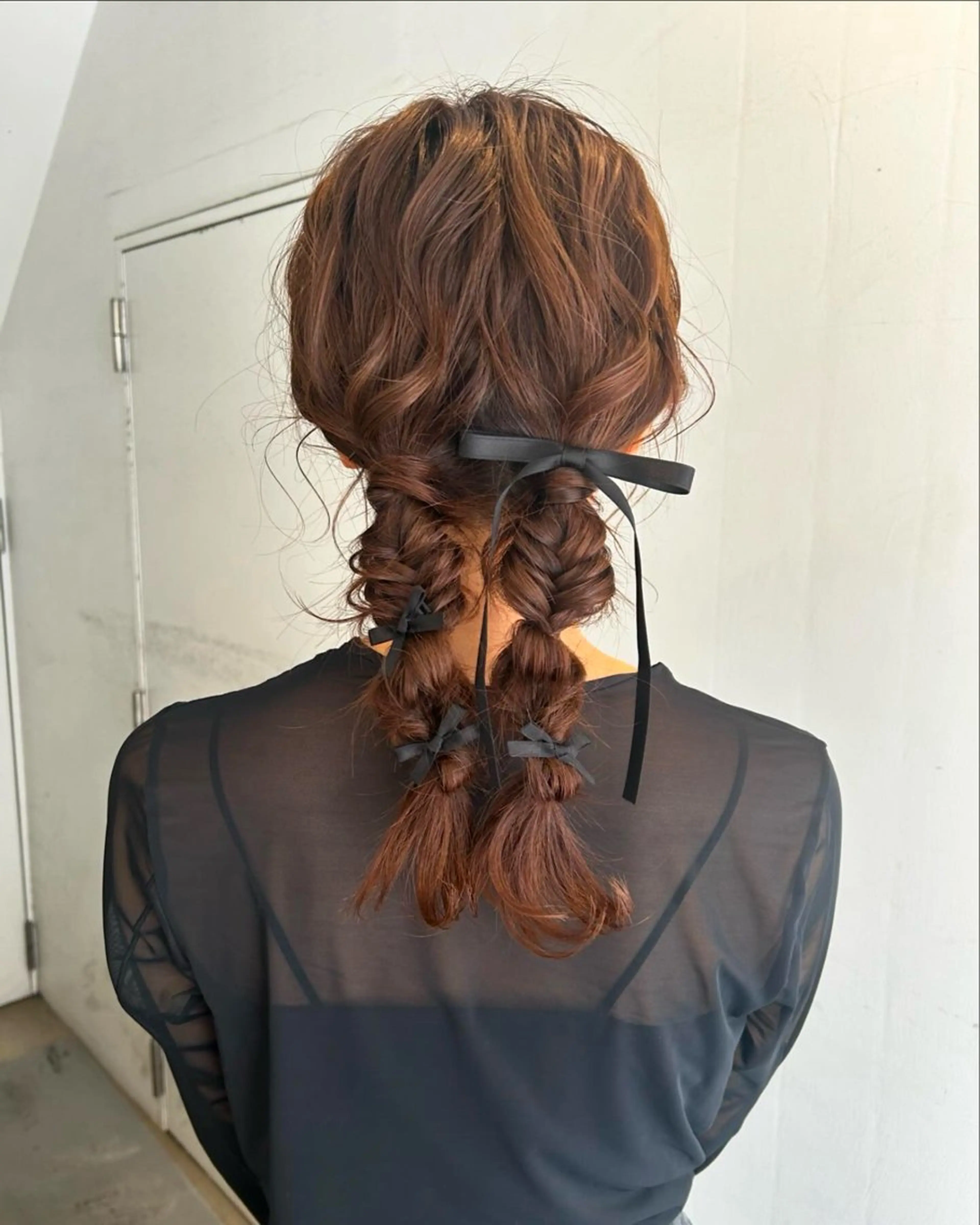 セミロング ヘアアレンジ 結婚式・ブライダル hen所属・心斎橋/レイヤー/ ブリーチ/モエのヘアスタイル