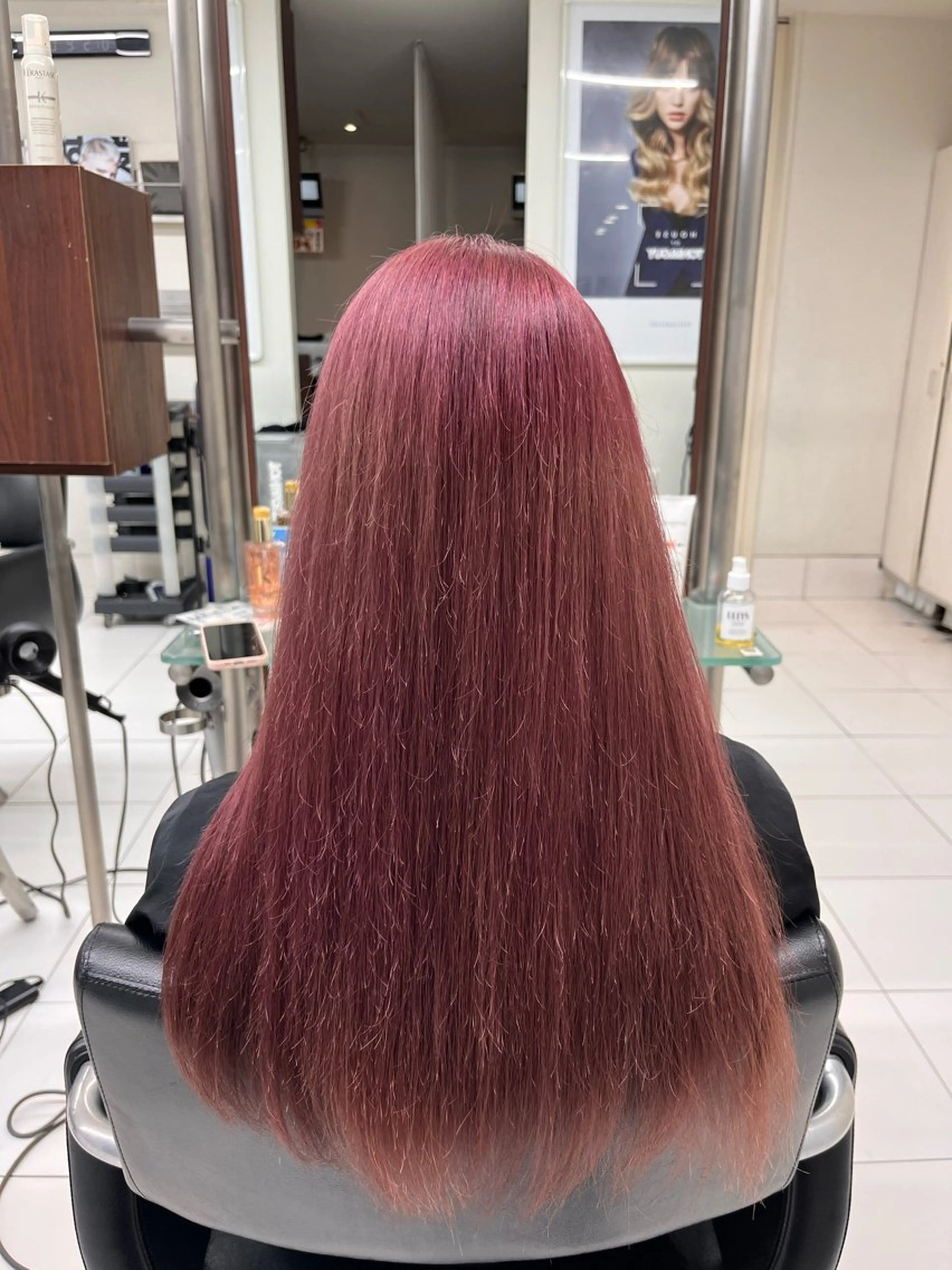 【レディース限定】ブリーチ＋オンカラー(ダブルカラー)でイメージチェンジ✨️(リタッチNG)の写真