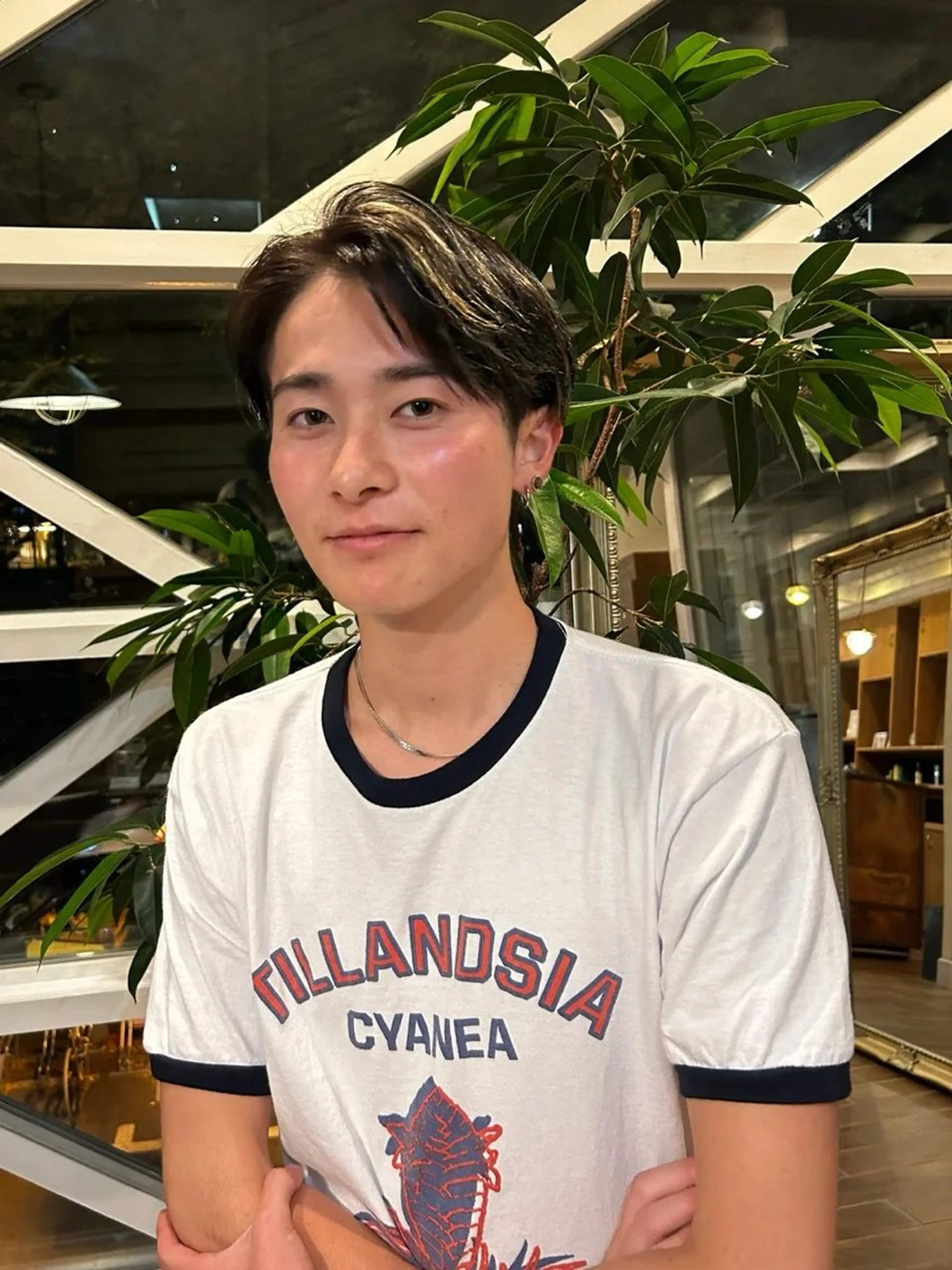 カラー メンズ ヘアカラー 西 優衣奈のヘアスタイル