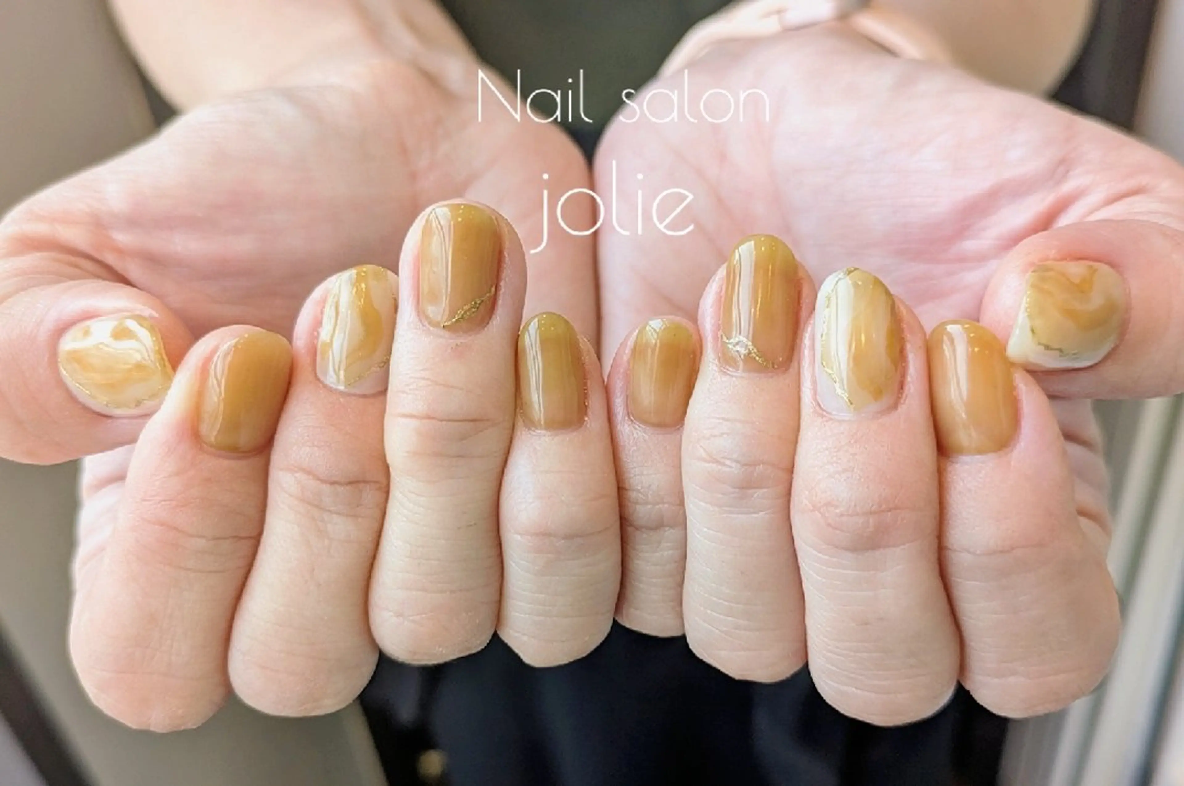 ネイル シンプルネイル jolie  ISIHARAのネイルデザイン