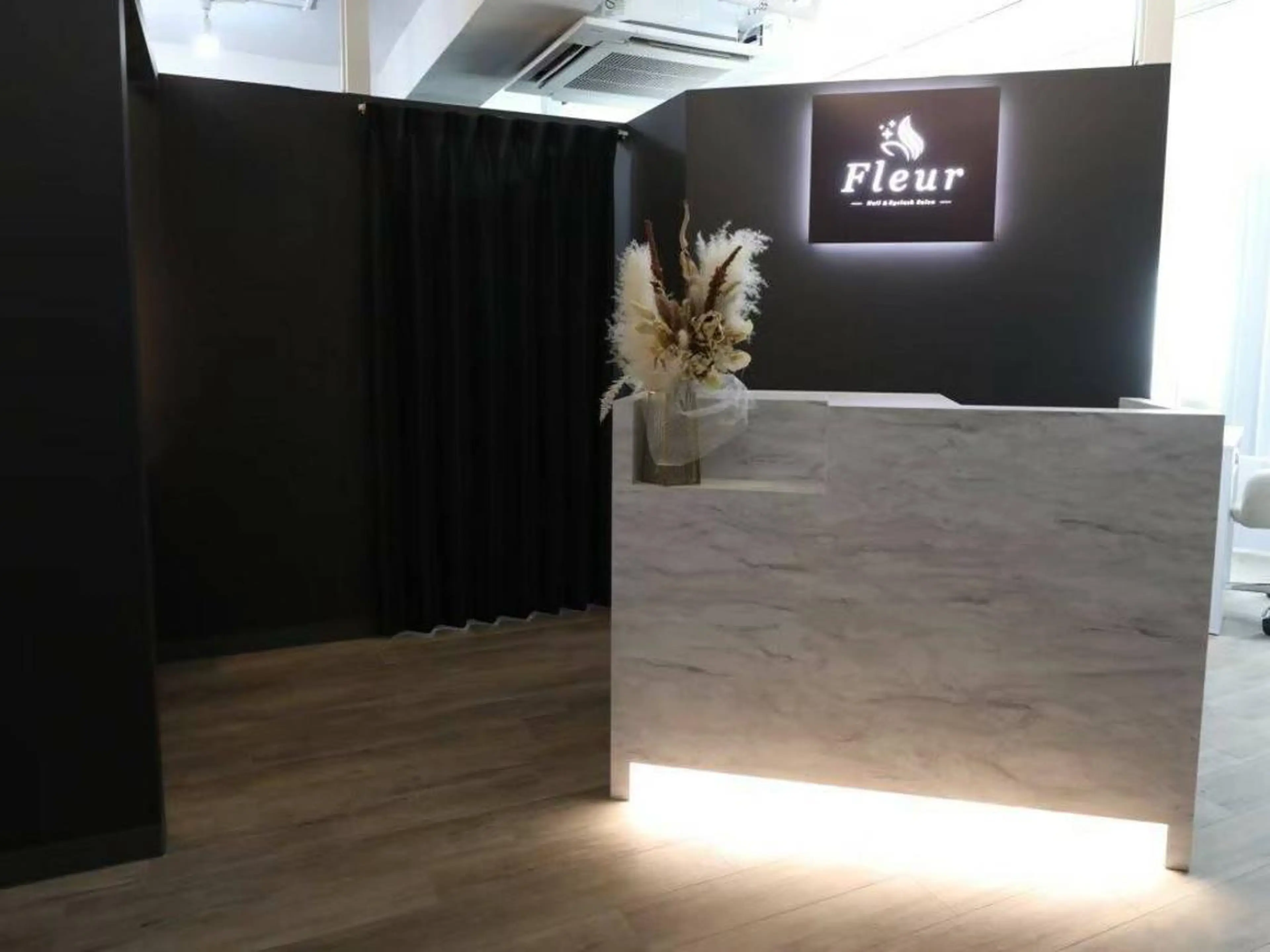 ネイル マツエク・マツパ ハンドネイル ★Fleur★ nailのネイルデザイン