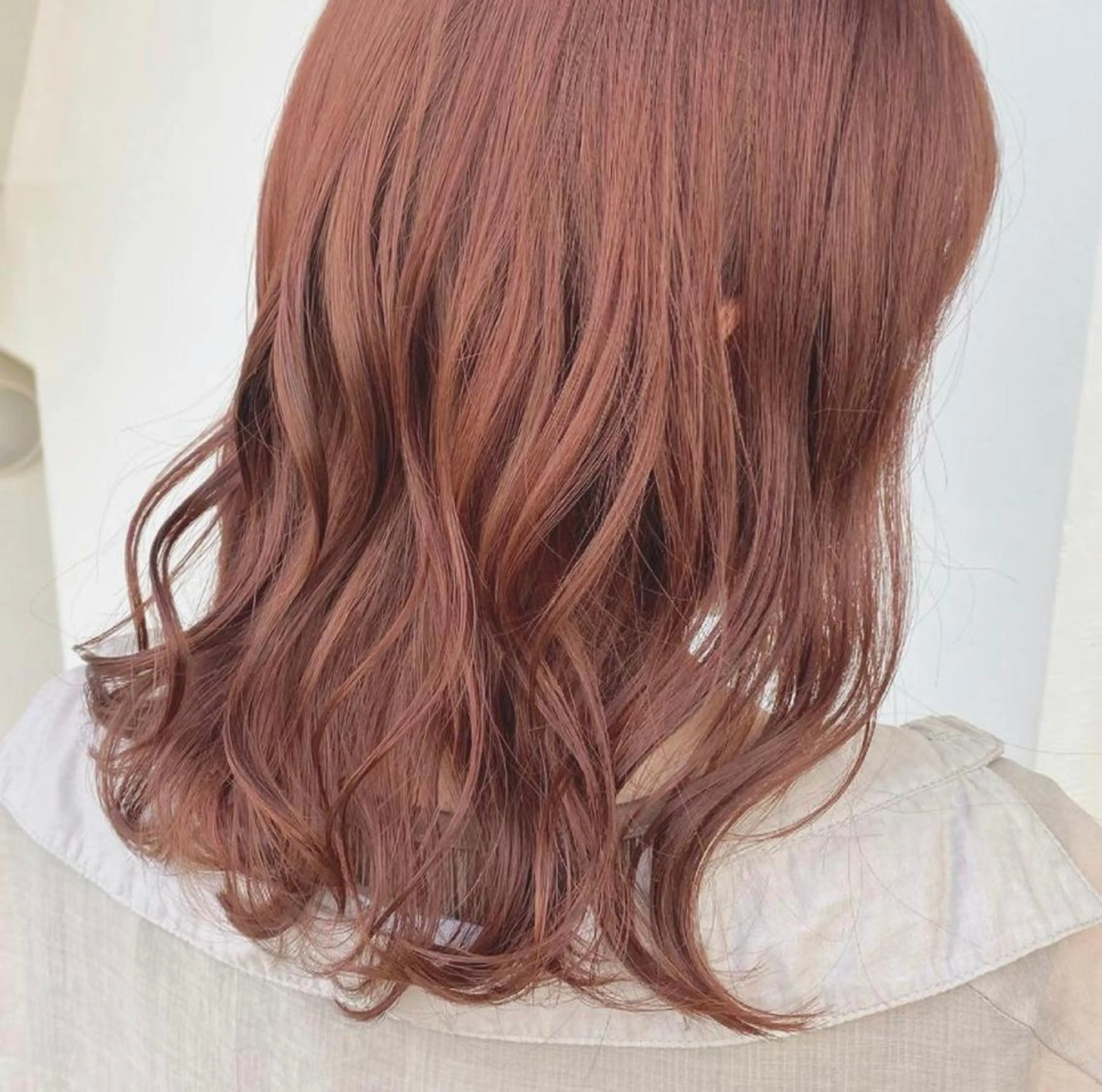 ミディアム カラー パーマ ヘアアレンジ メンズ キッズ ネイル マツエク・マツパ ブラウンカラー オレンジ オレンジブラウン カラーマツエク ブラウン ヘアカラー 艶ピンク*ヘアセット 🌙shioriのヘアスタイル