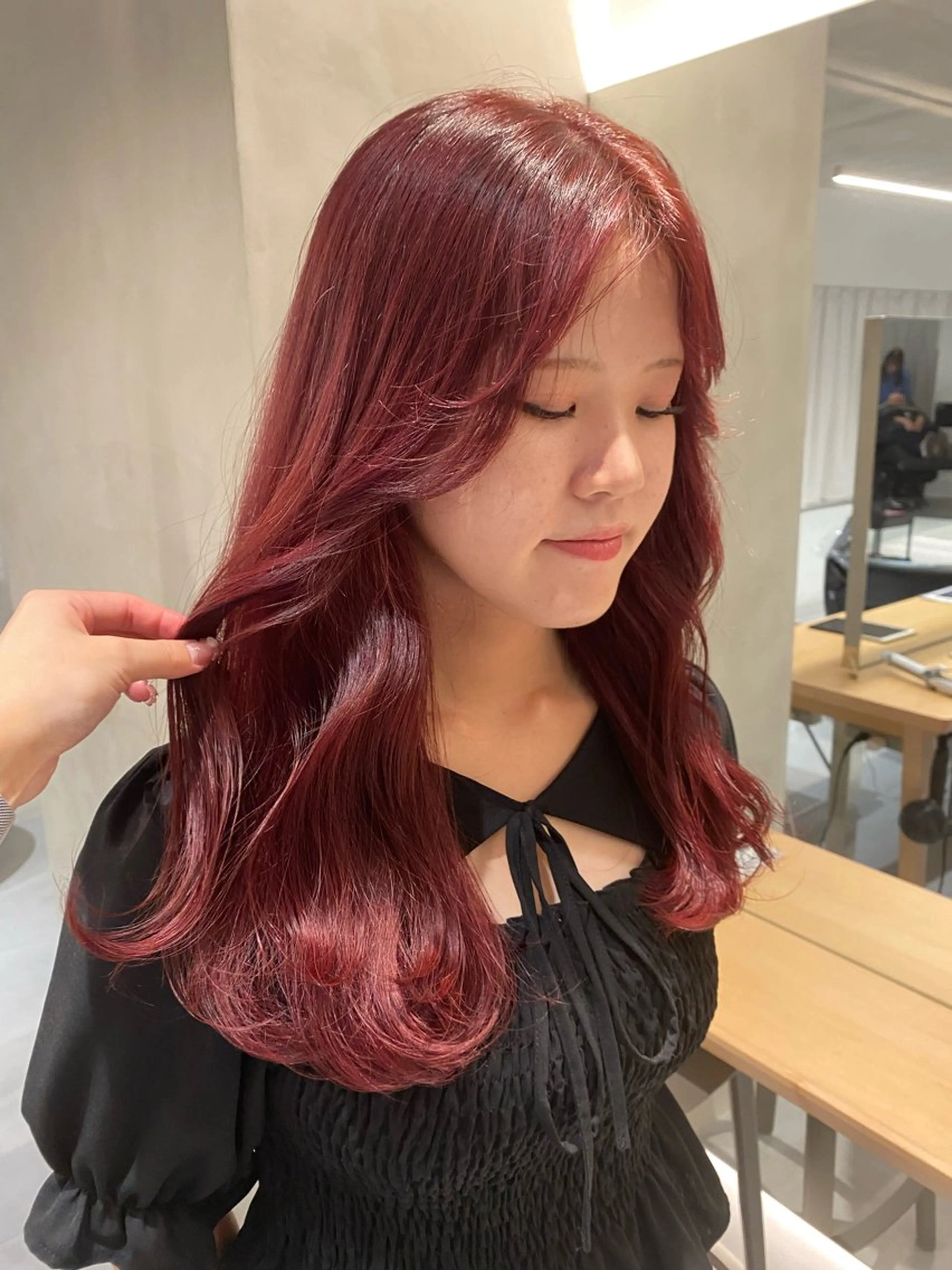 ロング カラー ヘアカラー トリートメント ヘッドスパ ヘアセット 小顔ショート✨️ RIEのヘアスタイル
