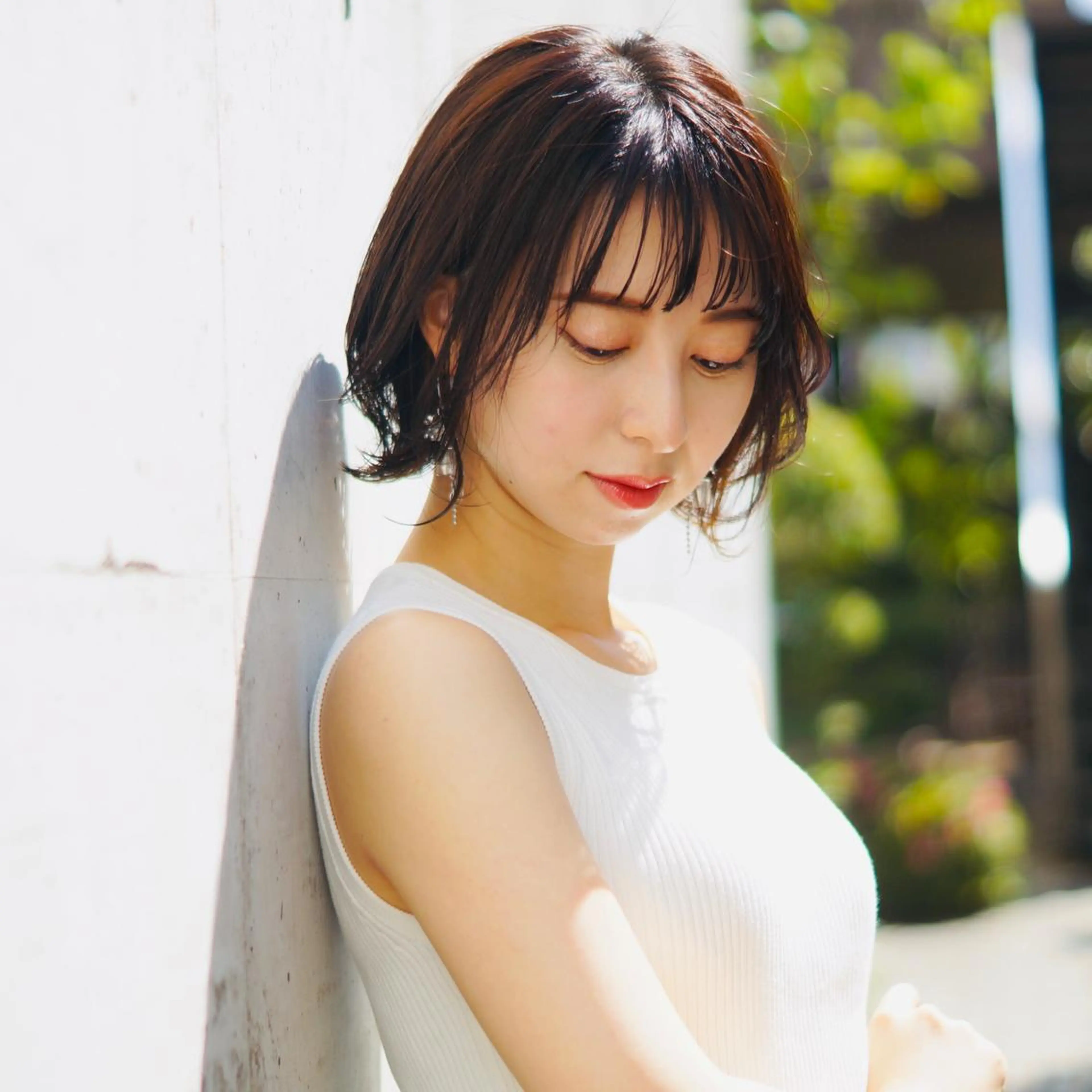 ショート アッシュ ボブ ハイライト 似合わせカット ショートヘア hoNua. 栄/透明感カラーのヘアスタイル