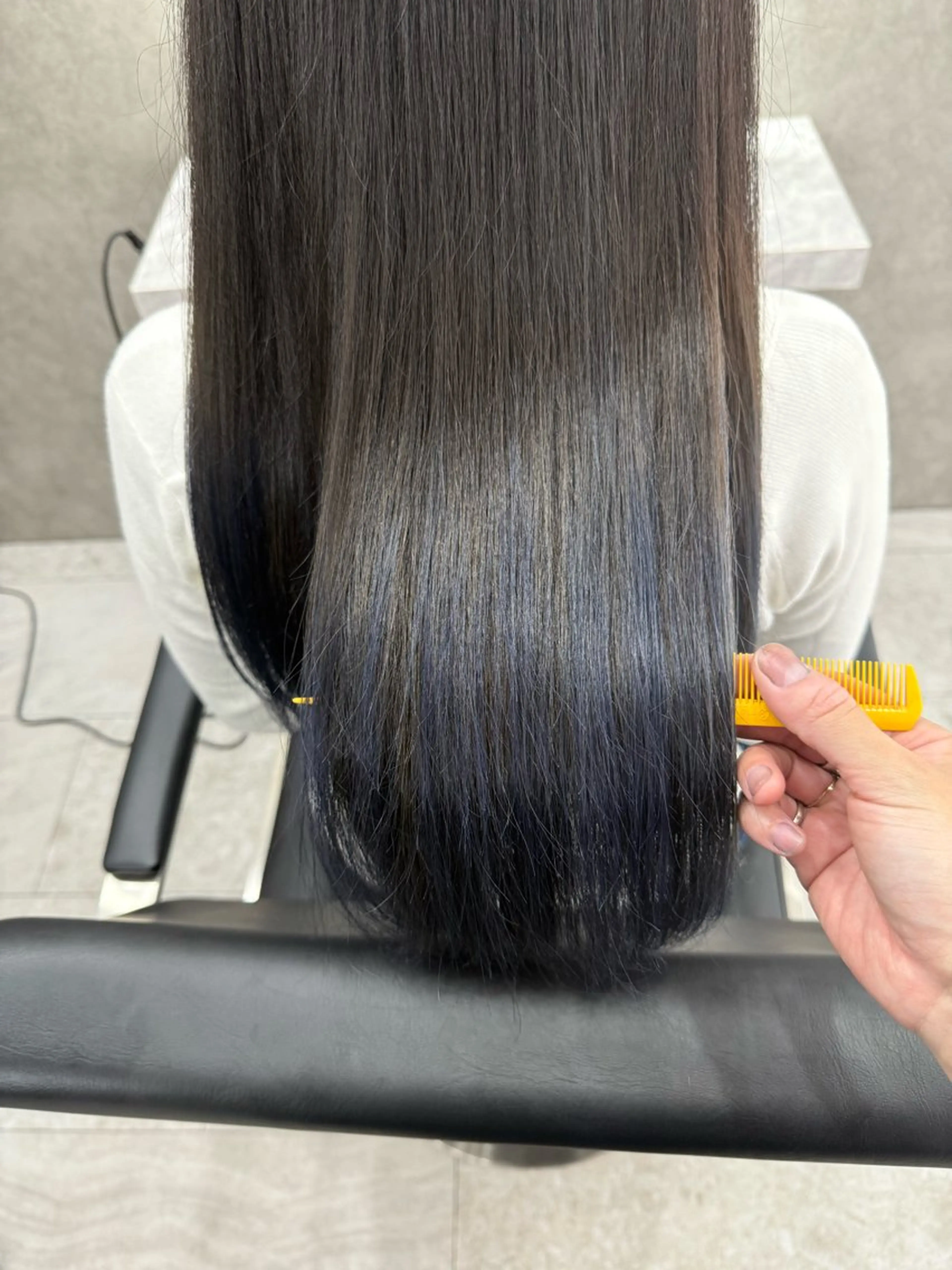 ロング カラー 髪質改善/縮毛矯正/ ブリーチ/荊尾のヘアスタイル