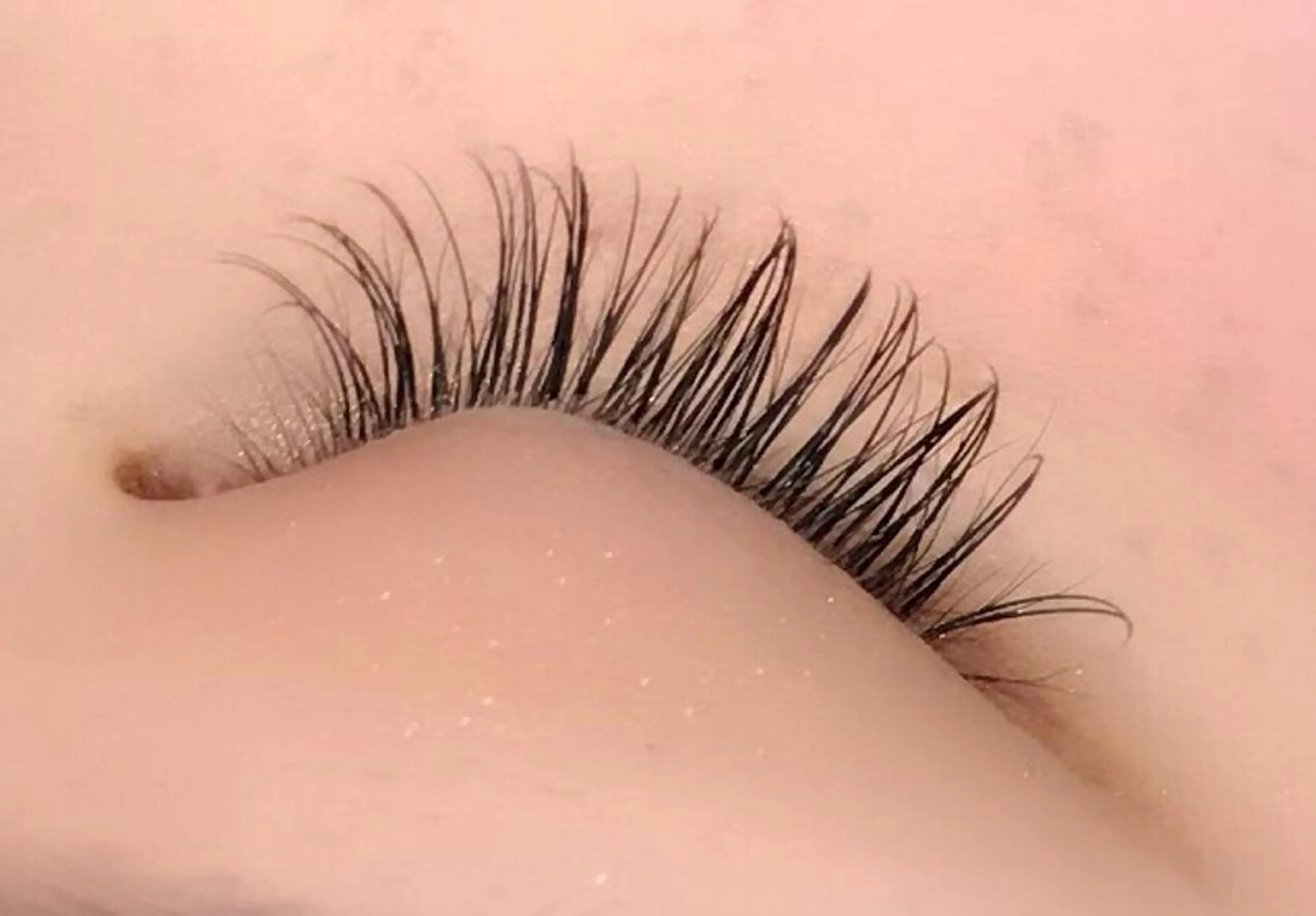 マツエク・マツパ マツエク 岡田詩織 MODE Ks松原店のヘアスタイル