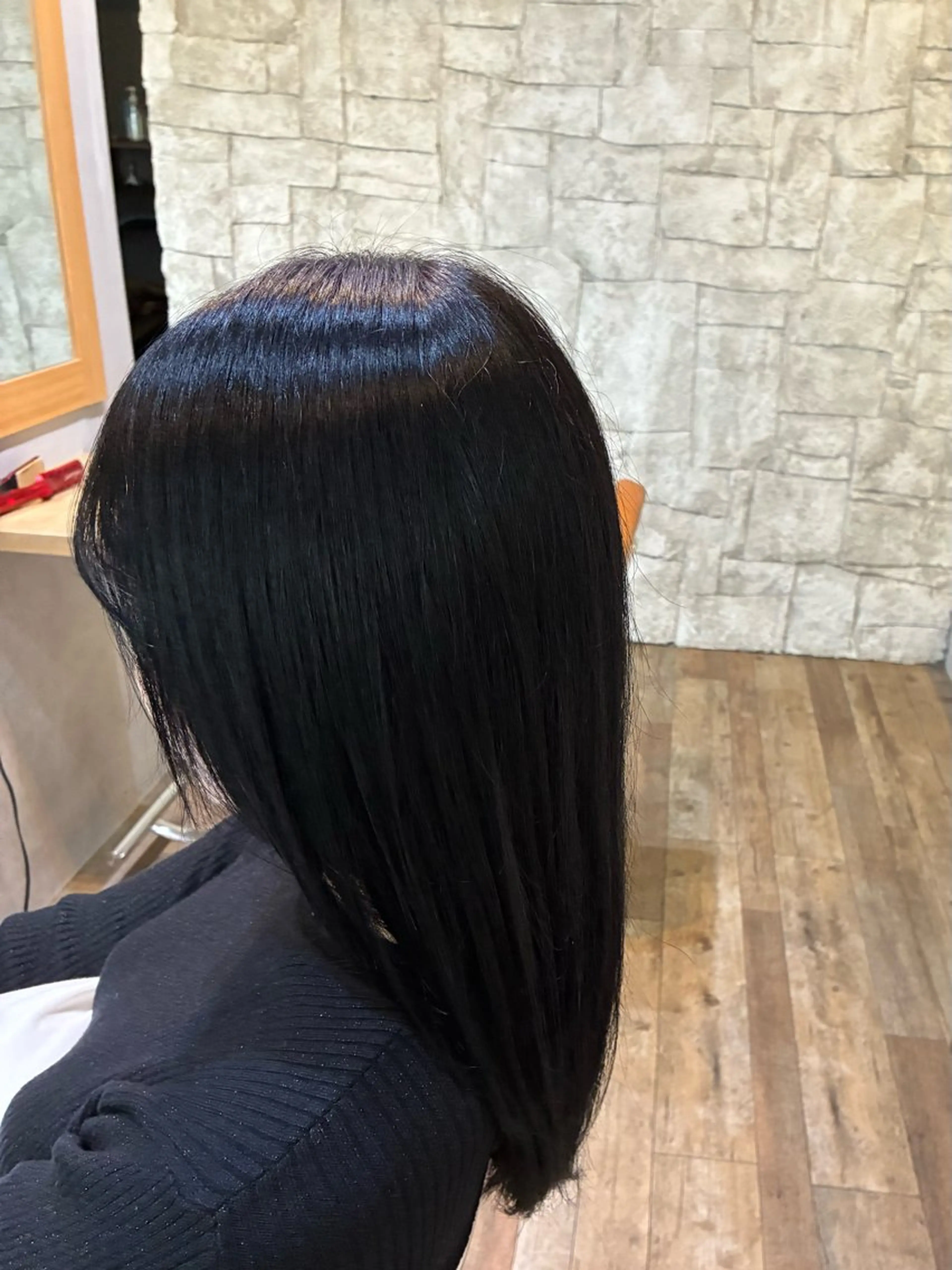 カラー 黒髪 ブルーカラー ブルーブラック ヘアカラー お褒めの口コミ多数✨ 美髪カラー/浦本冴絵のヘアスタイル