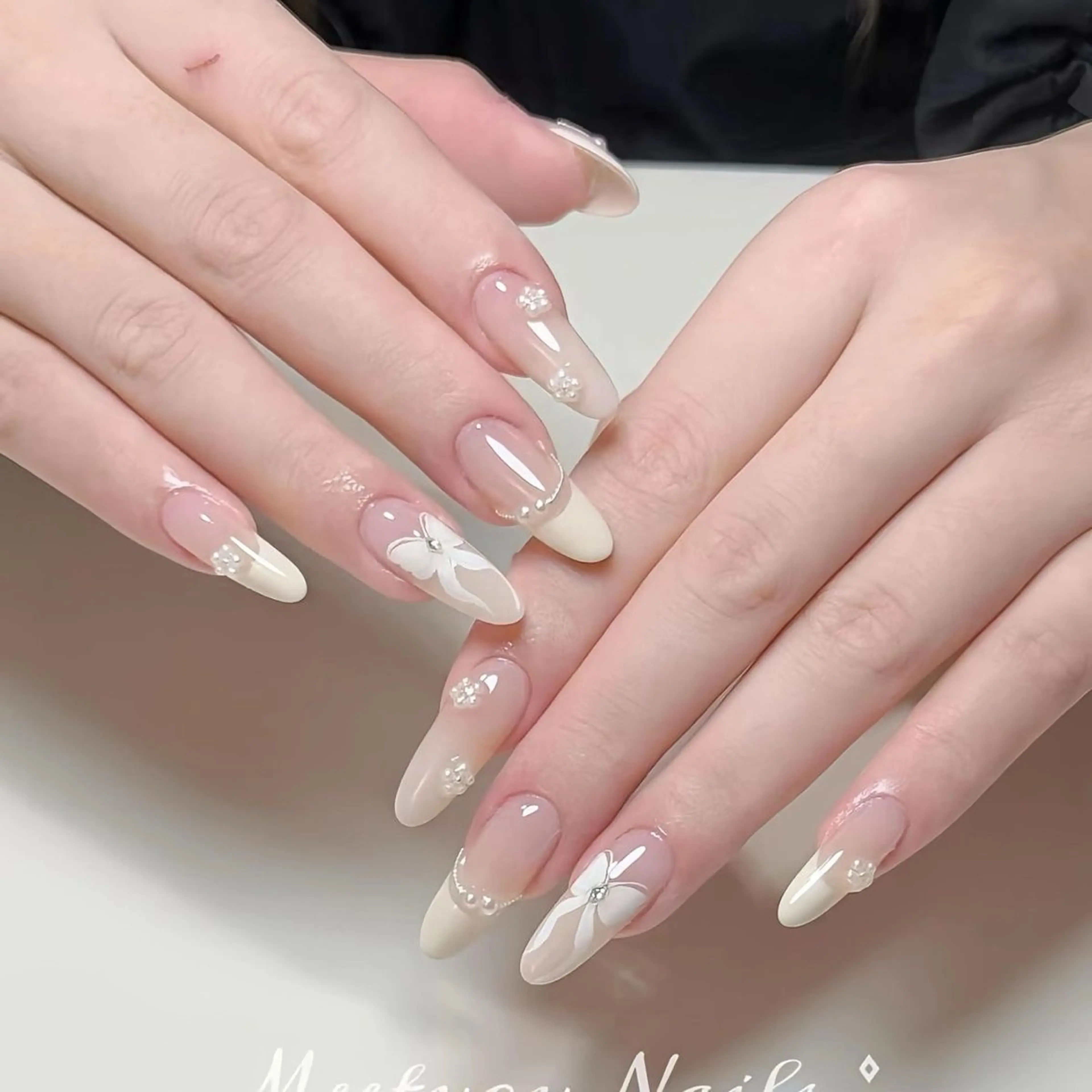 ネイル 持ち込み ハンドネイル ANA.CHUO NAILSのネイルデザイン