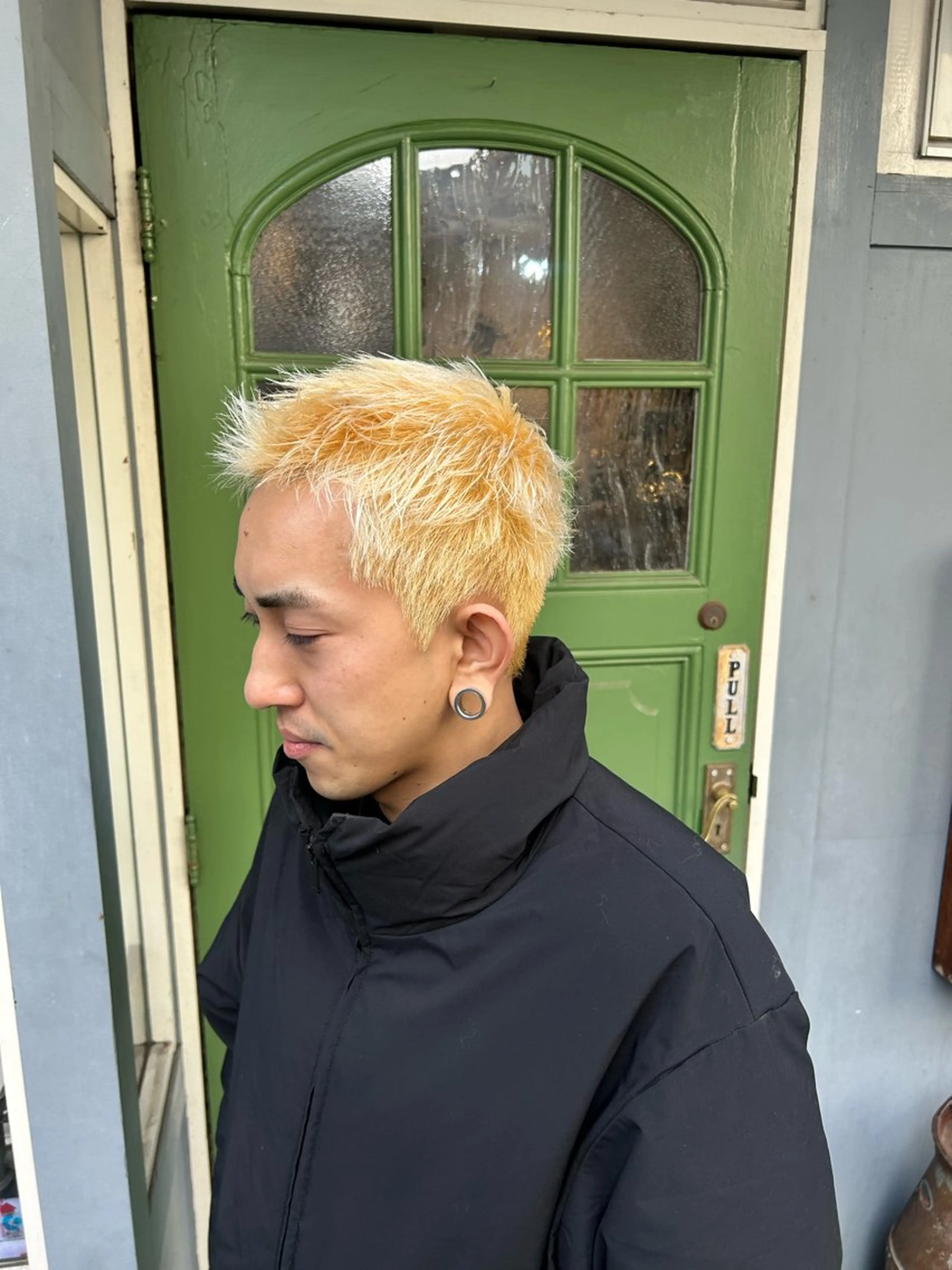 ショート カラー ベリーショート 抜きっぱなしブロンド ショートヘア ヘアカラー トリートメント 清水千優/パーマ/透 明感カラー/メンズのヘアスタイル