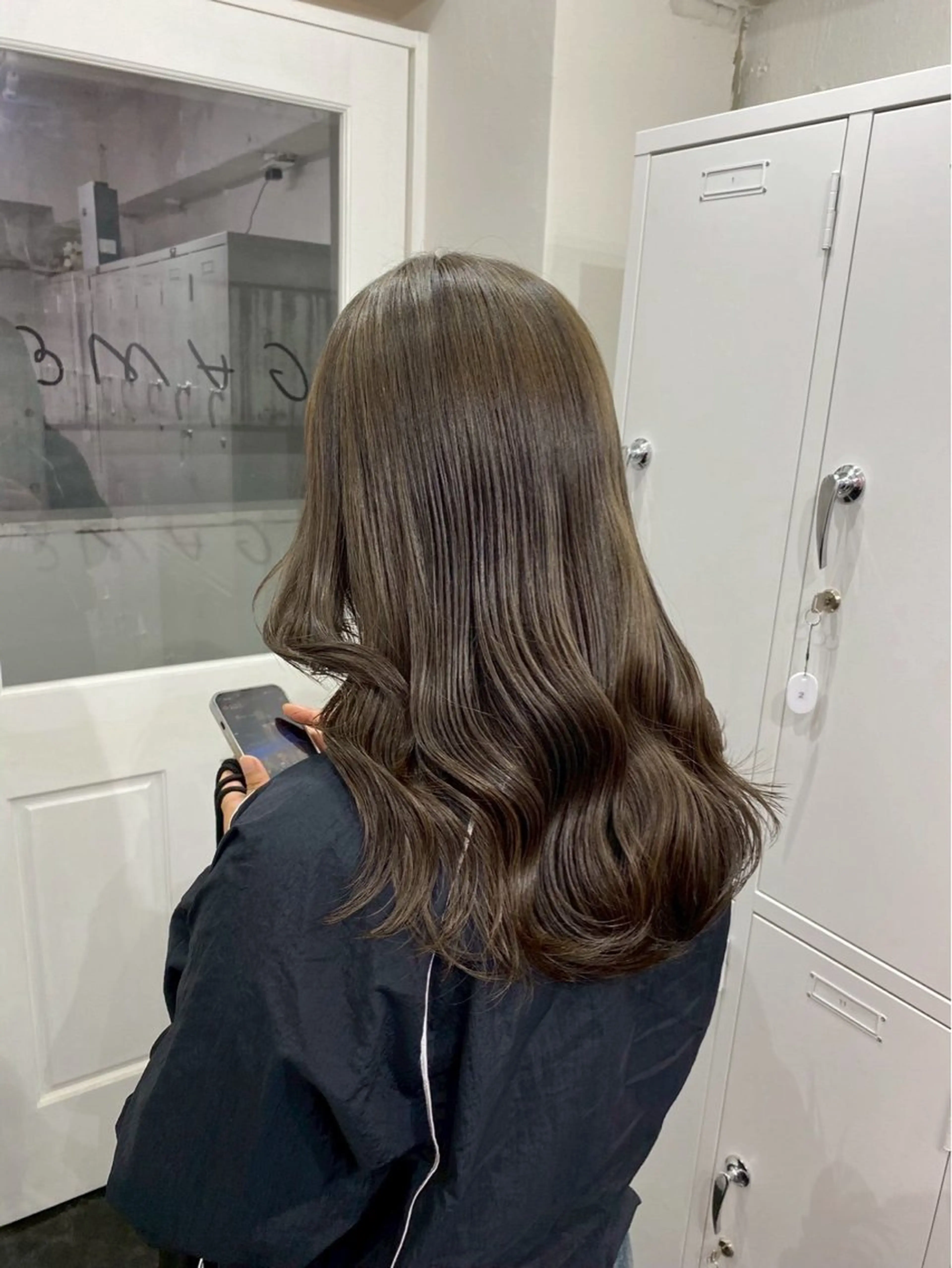 ロング 🐈‍⬛透明感カラー Hinata💤のヘアスタイル