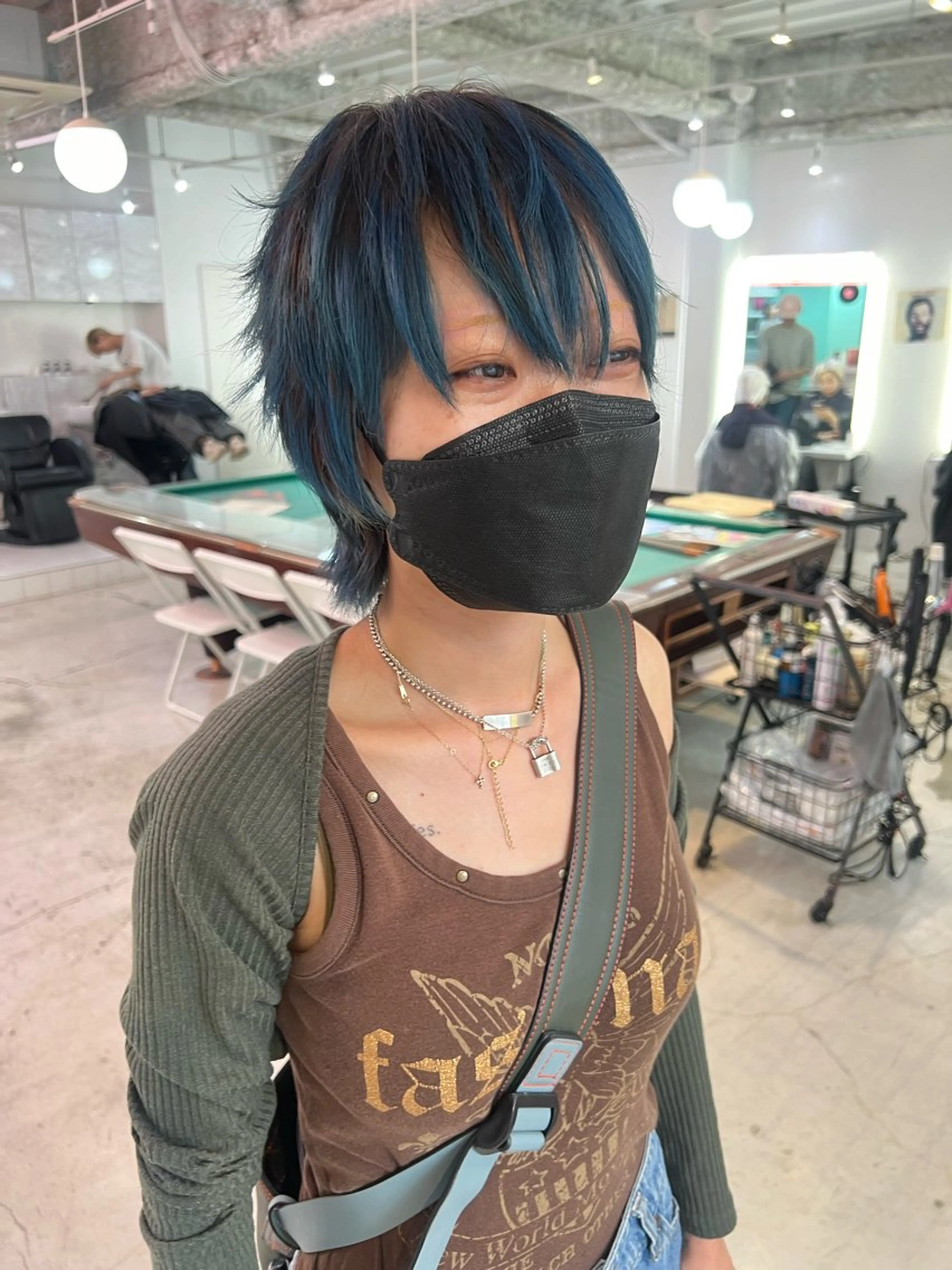 ミディアム カット 💥ウルフカット デザインあんな💥のヘアスタイル