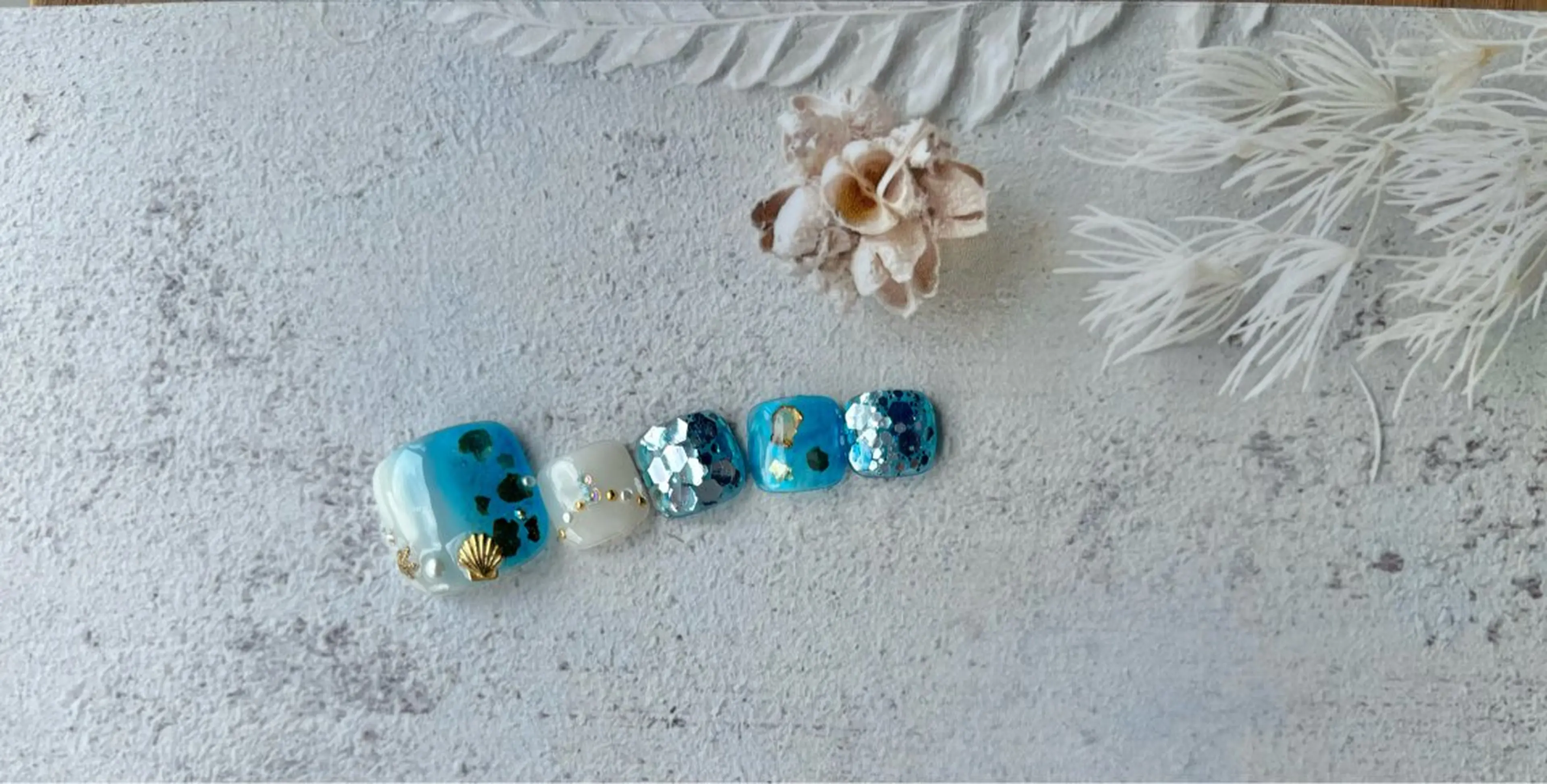 ネイル フットネイル ジェルネイル フットネイル sari nailのネイルデザイン